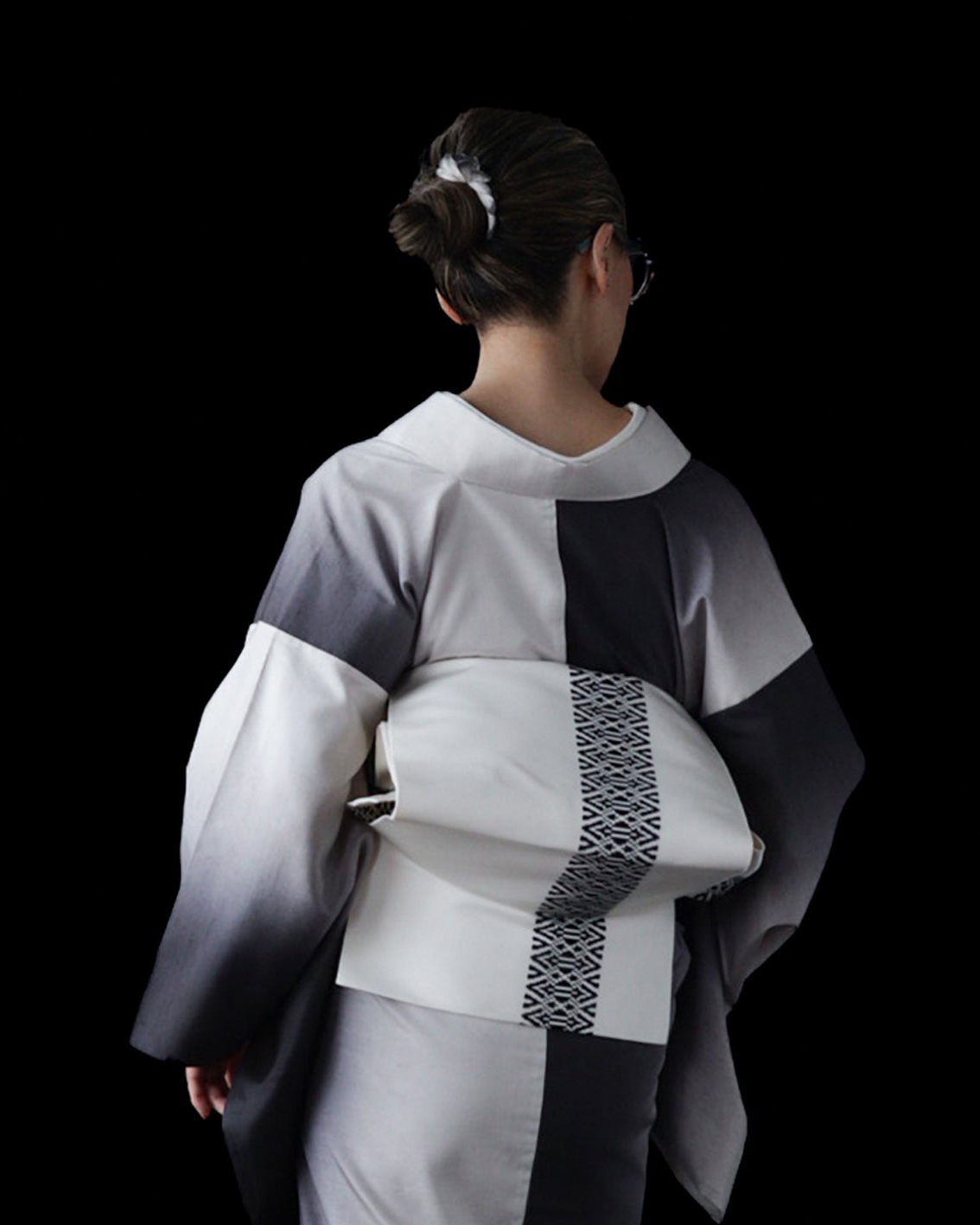 名古屋帯|八寸|一本独鈷|白黒 |西村織物|博多織|お仕立て代込み