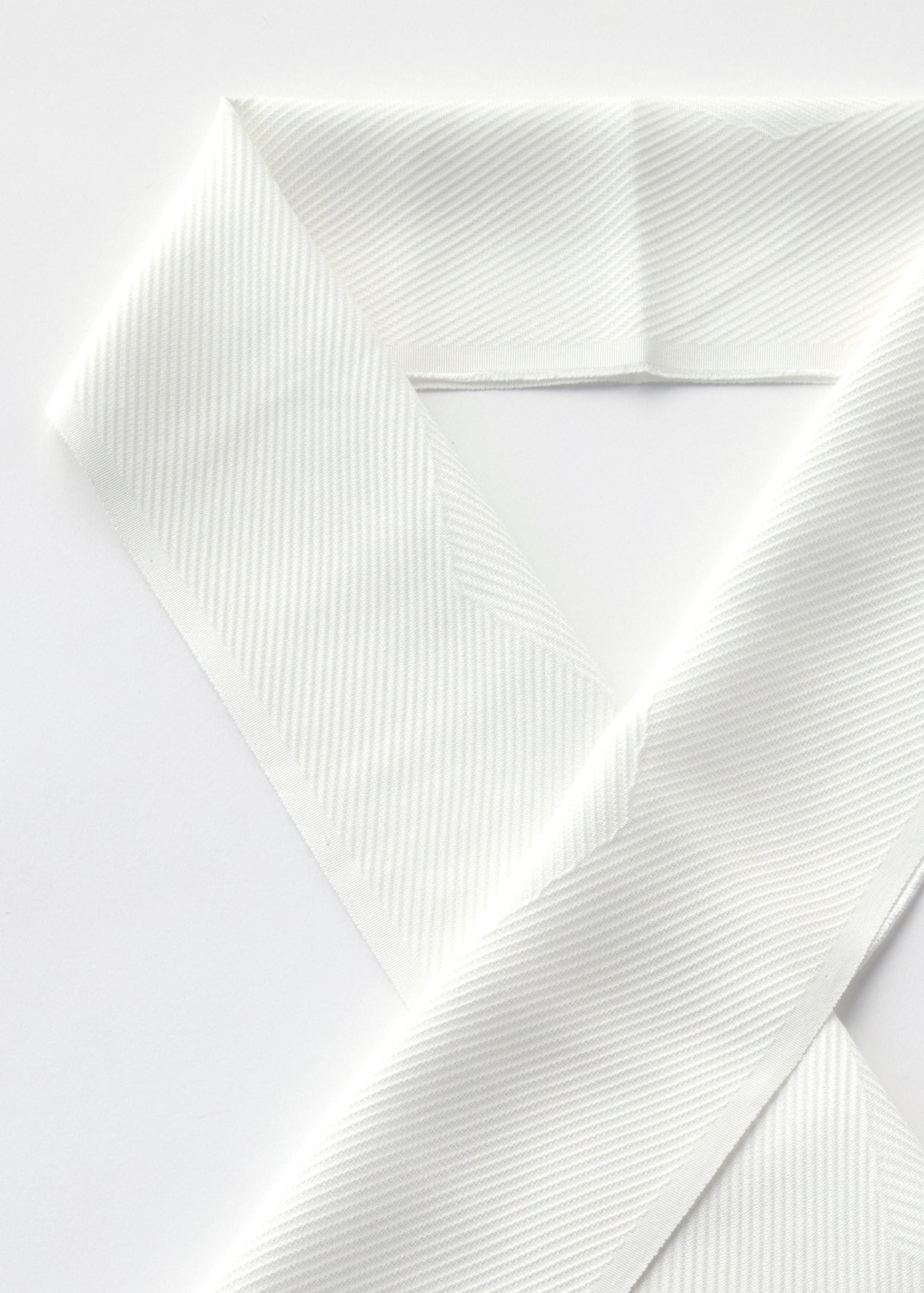 Washable Half-Collar, Ventilated, White (Erihide): Half-Collar | Washable