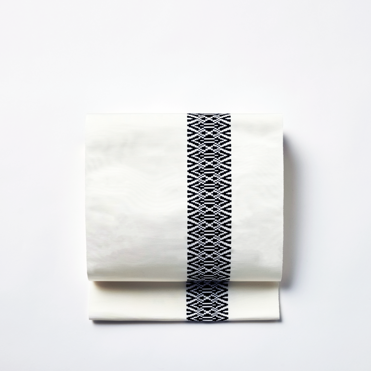 Single Dokko Black and White (Nishimura Orimono): Nagoya Obi | 8 Sun | Hakata-ori | Kenjo pattern | Pure silk (tailoring fee included)
