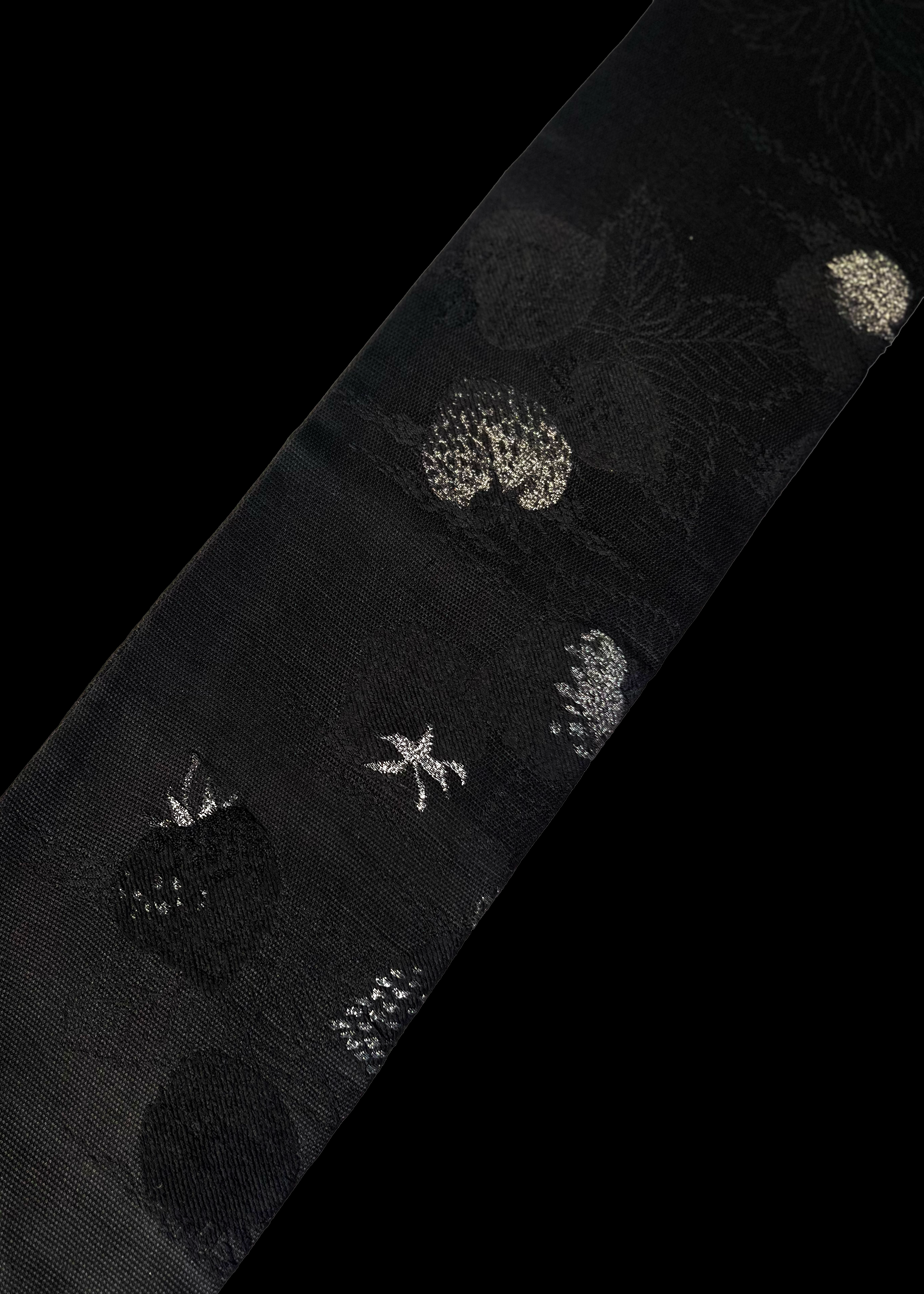 黒苺 輪奈織 絽(Wing):アンティーク|名古屋帯