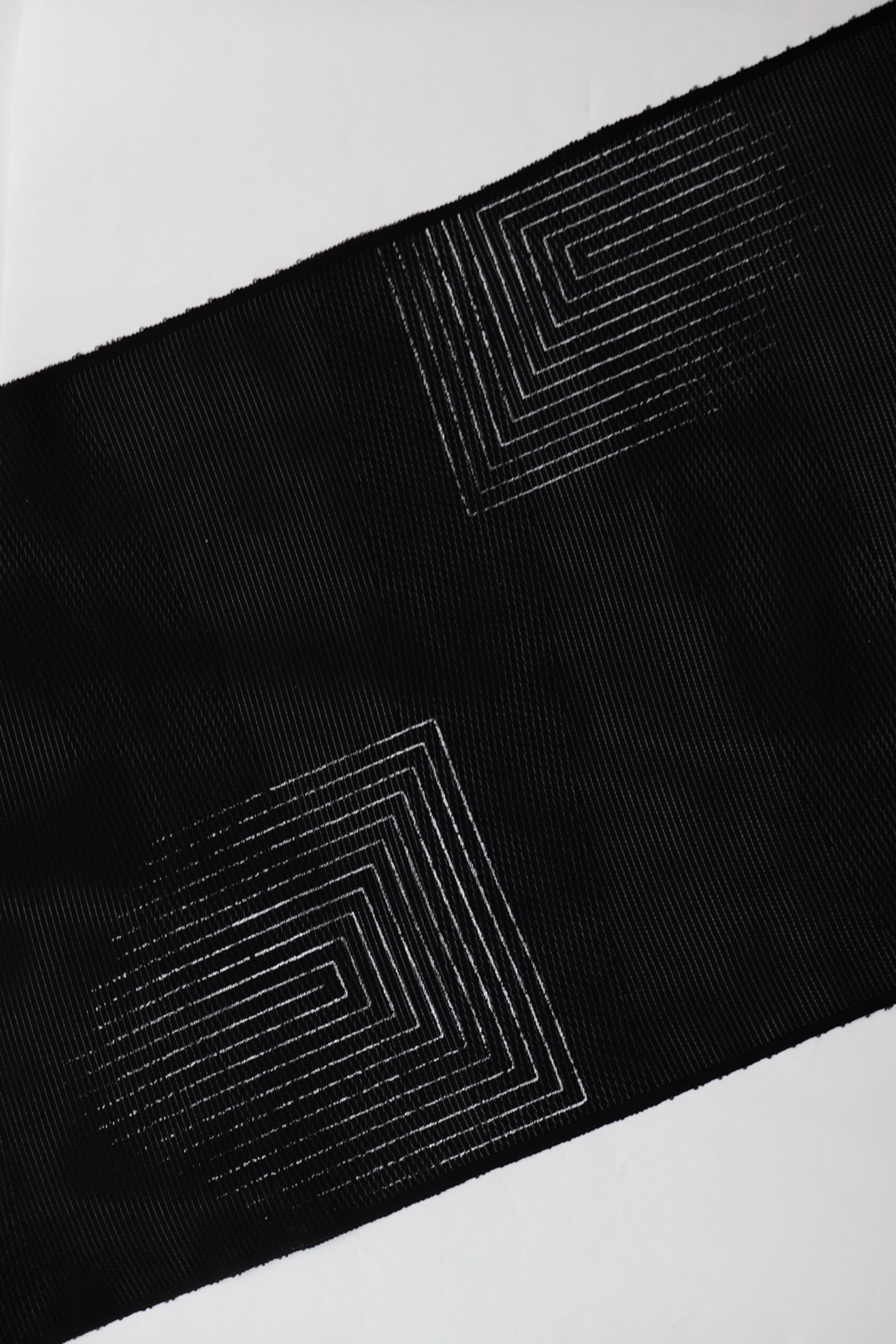 Gold and silver foil pattern (Komutaya Genbei): Nagoya obi | 9 inches | Silk