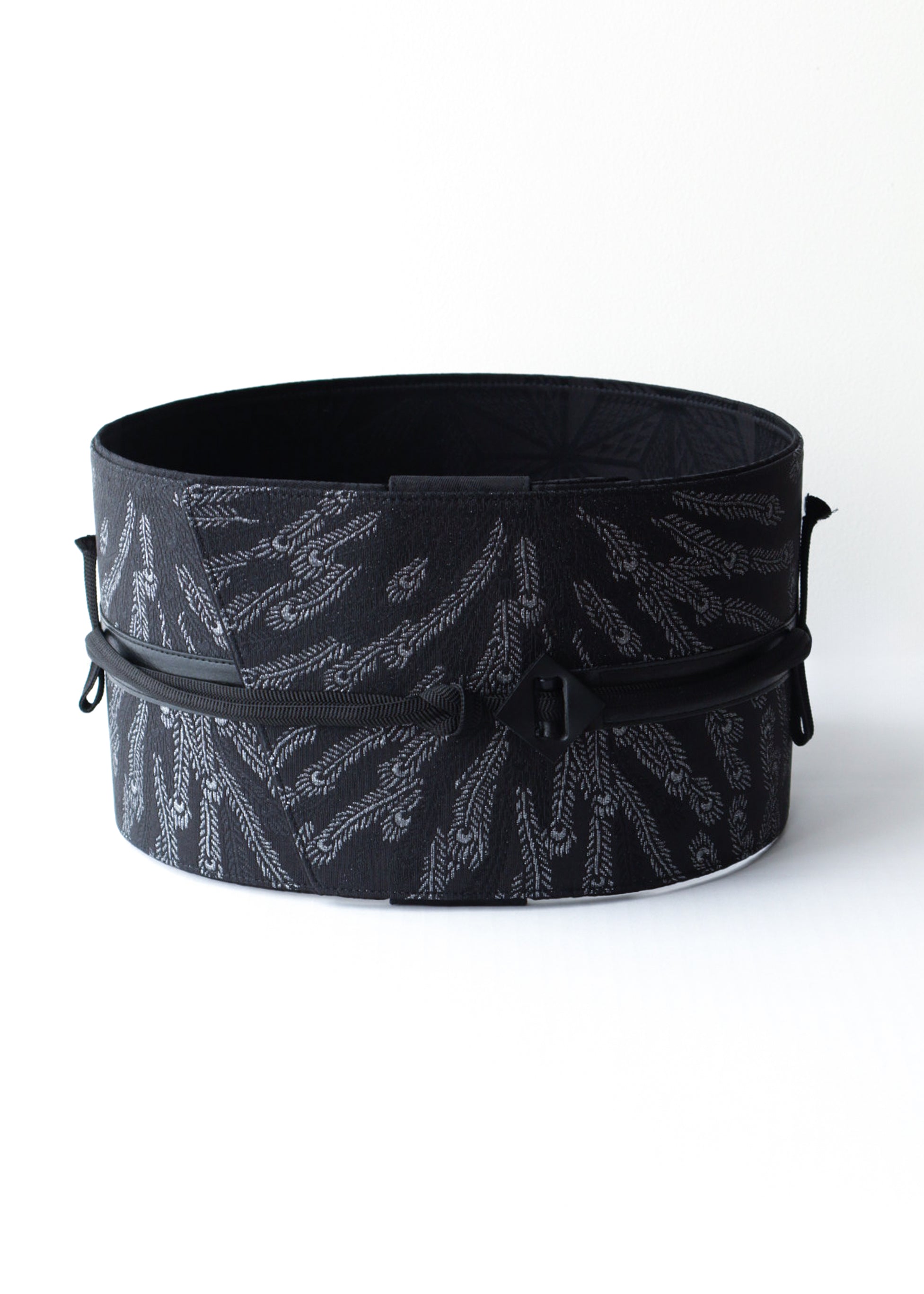 孔雀の羽根 黒銀:帯ベルト|正絹