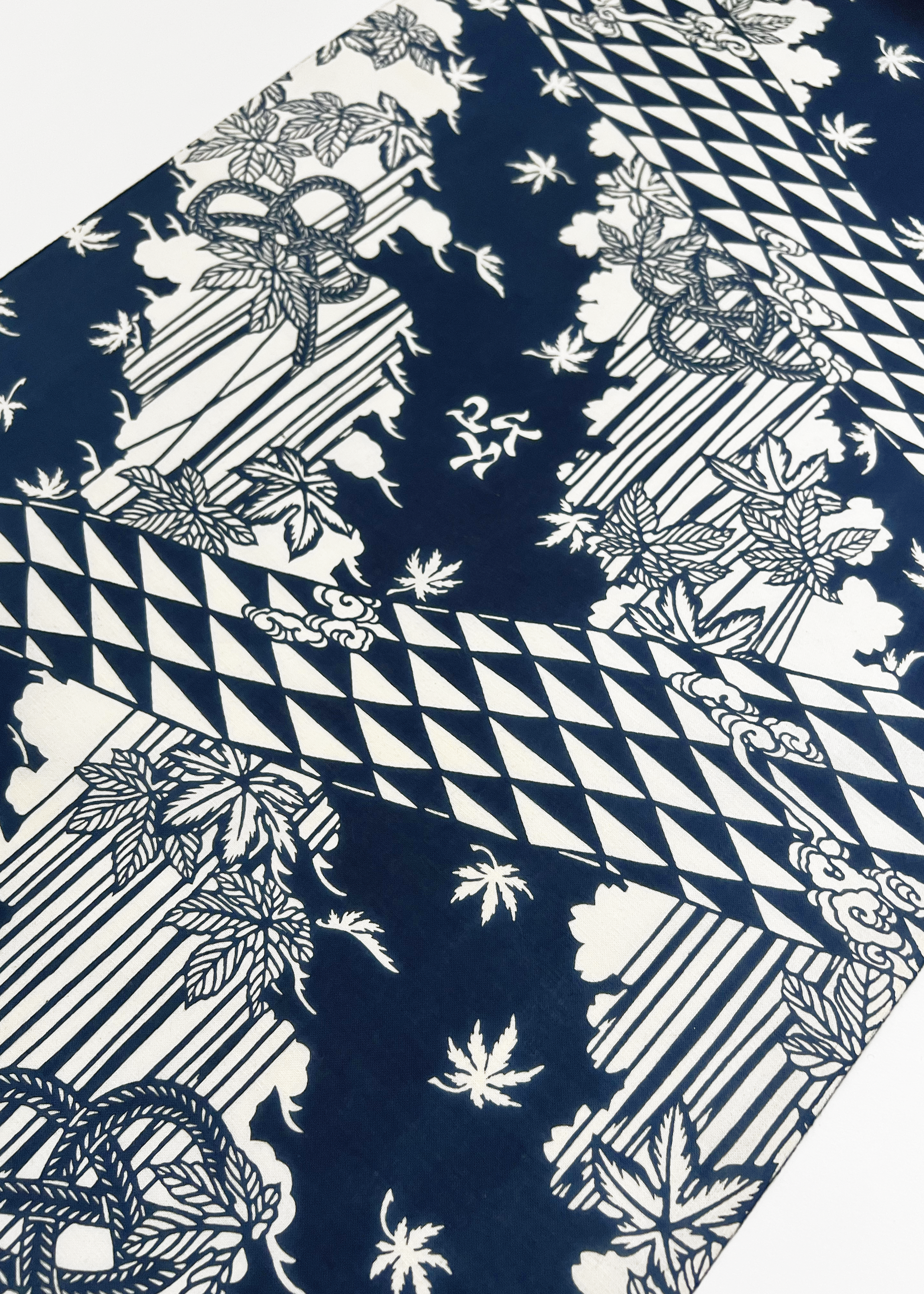 Maple navy blue (KAPUKI original): Yukata