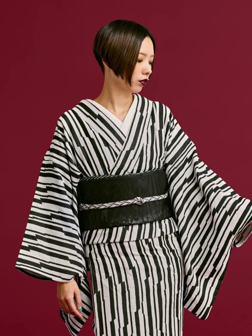 兵児帯|カラスの濡れ羽 黒|黒木織物|博多織 兵児帯|カラスの濡れ羽 黒|黒木織物|博多織