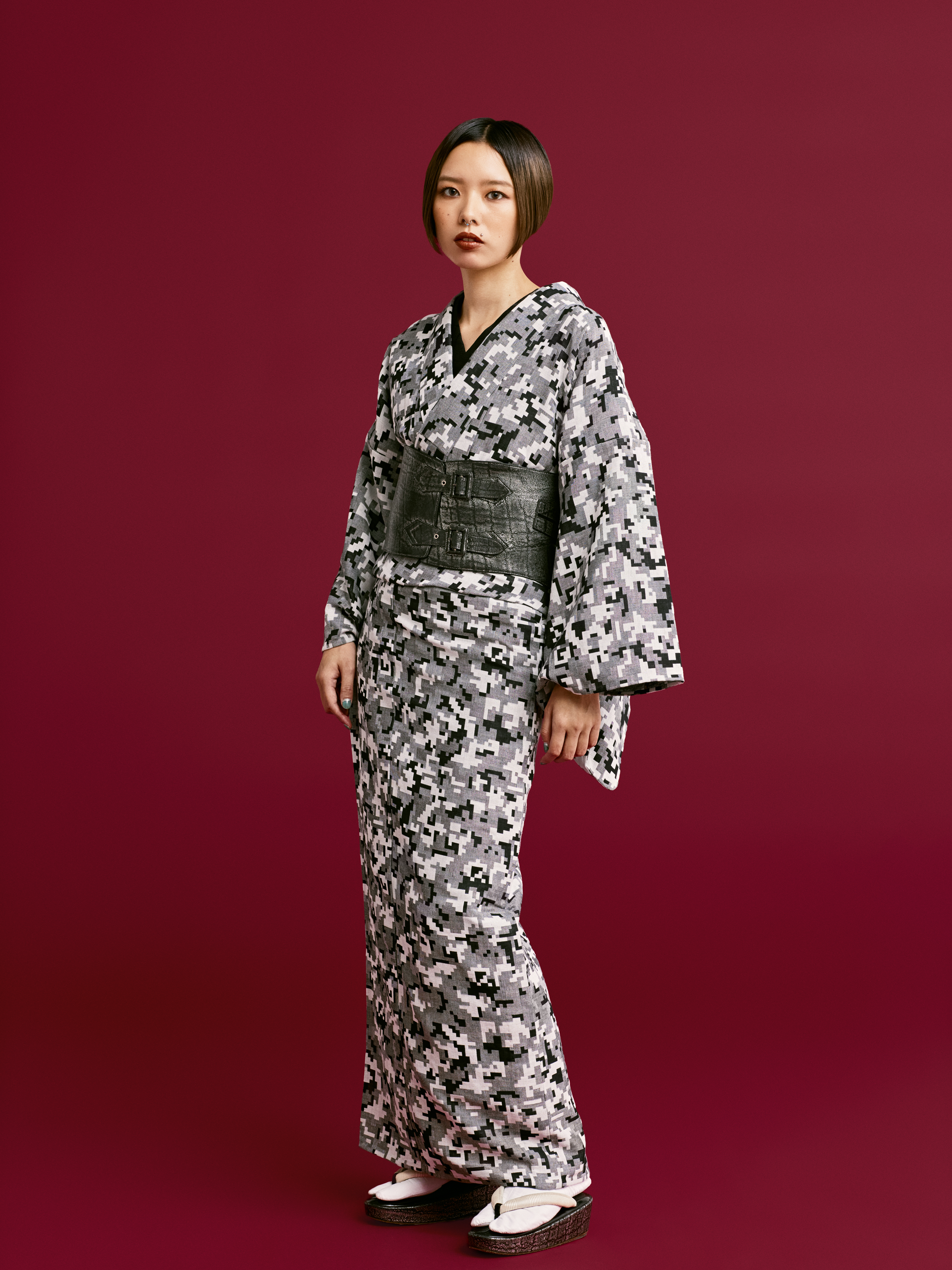 Rice-woven Komon Mosaic Black and White: Cotton | Kimono | Single-layer Kimono