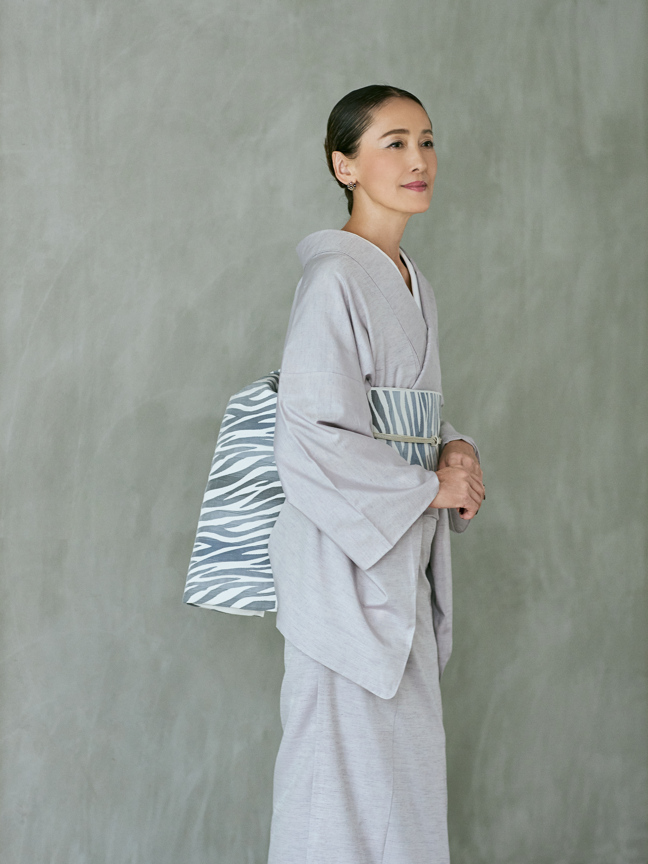 Juyo Tsumugi Hibiki Light Gray Purple: Yonezawa Weave | Pure Silk | Single Layer | Lined