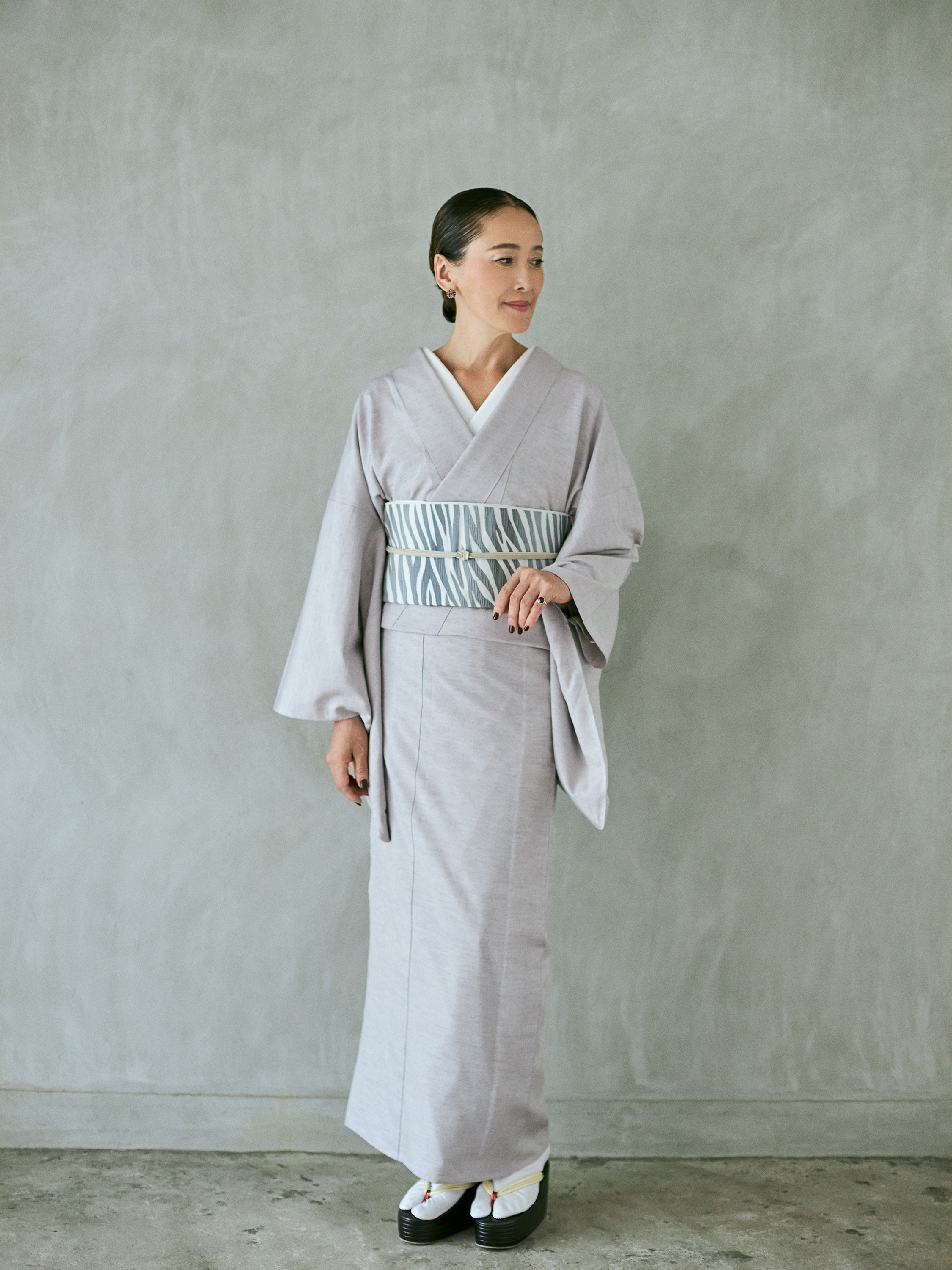 Juyo Tsumugi Hibiki Light Gray Purple: Yonezawa Weave | Pure Silk | Single Layer | Lined