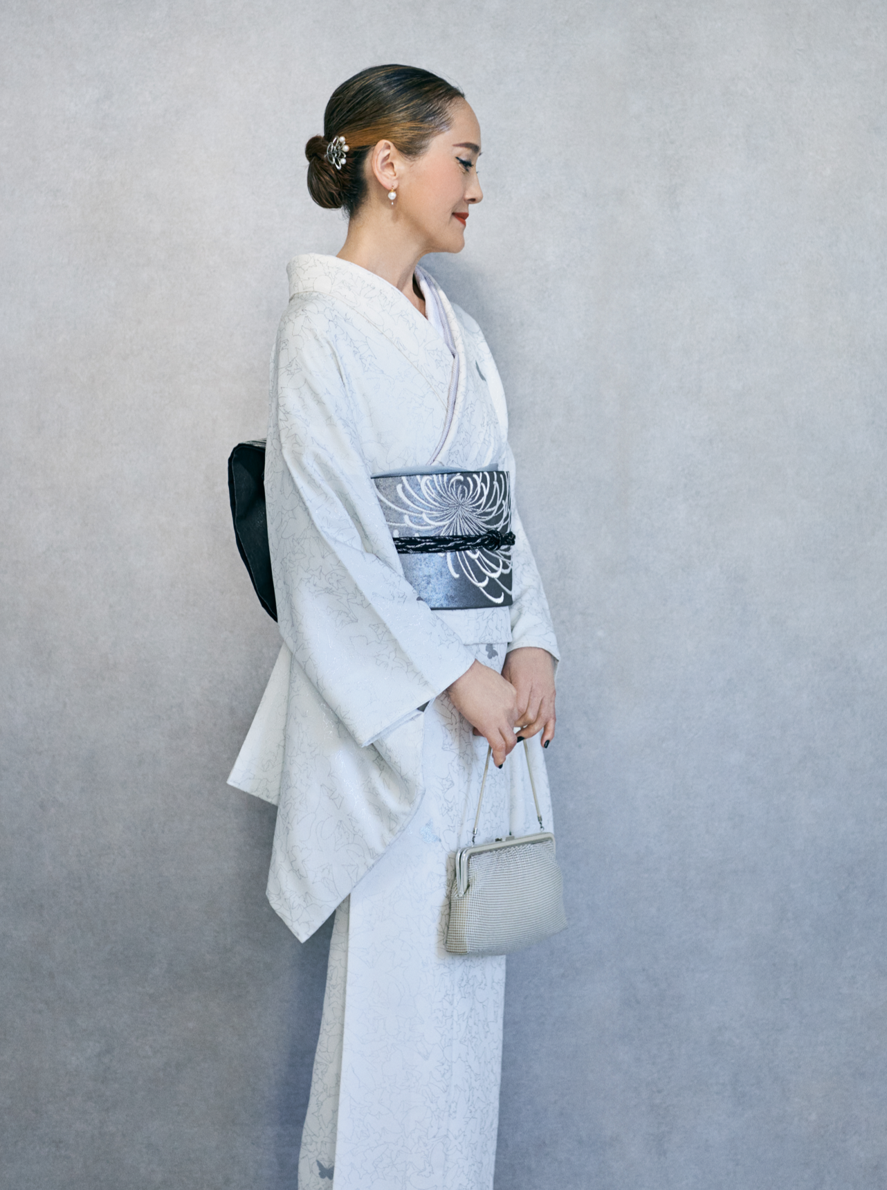 Komon Butterfly Dance White (Komutaya Genbei): Kimono | Pure Silk | Silver Leaf | Lined (Tailoring included)