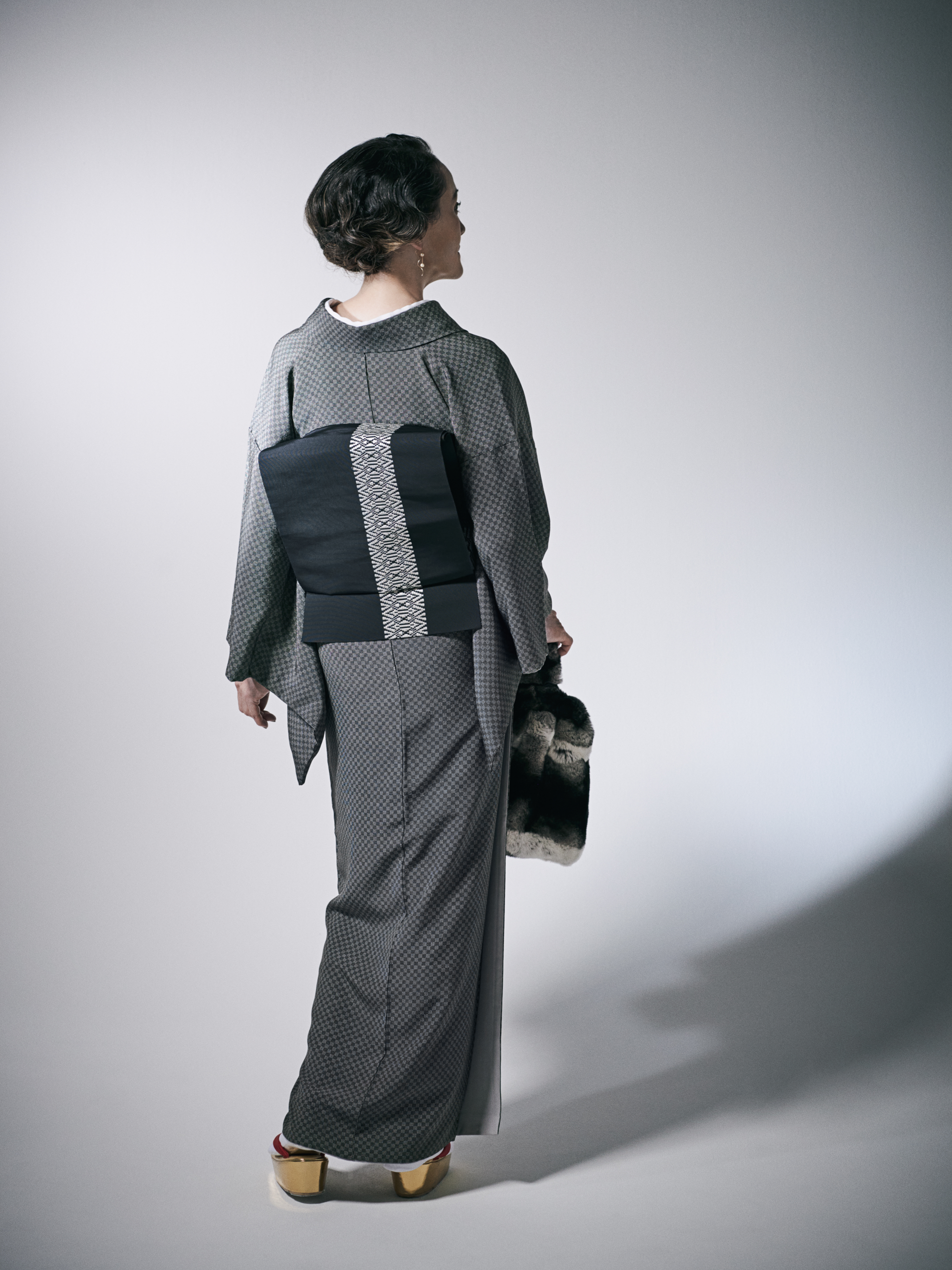 一本独鈷 黒白 (西村織物):名古屋帯 |八寸|博多織|献上柄|正絹(お仕立て代込み)