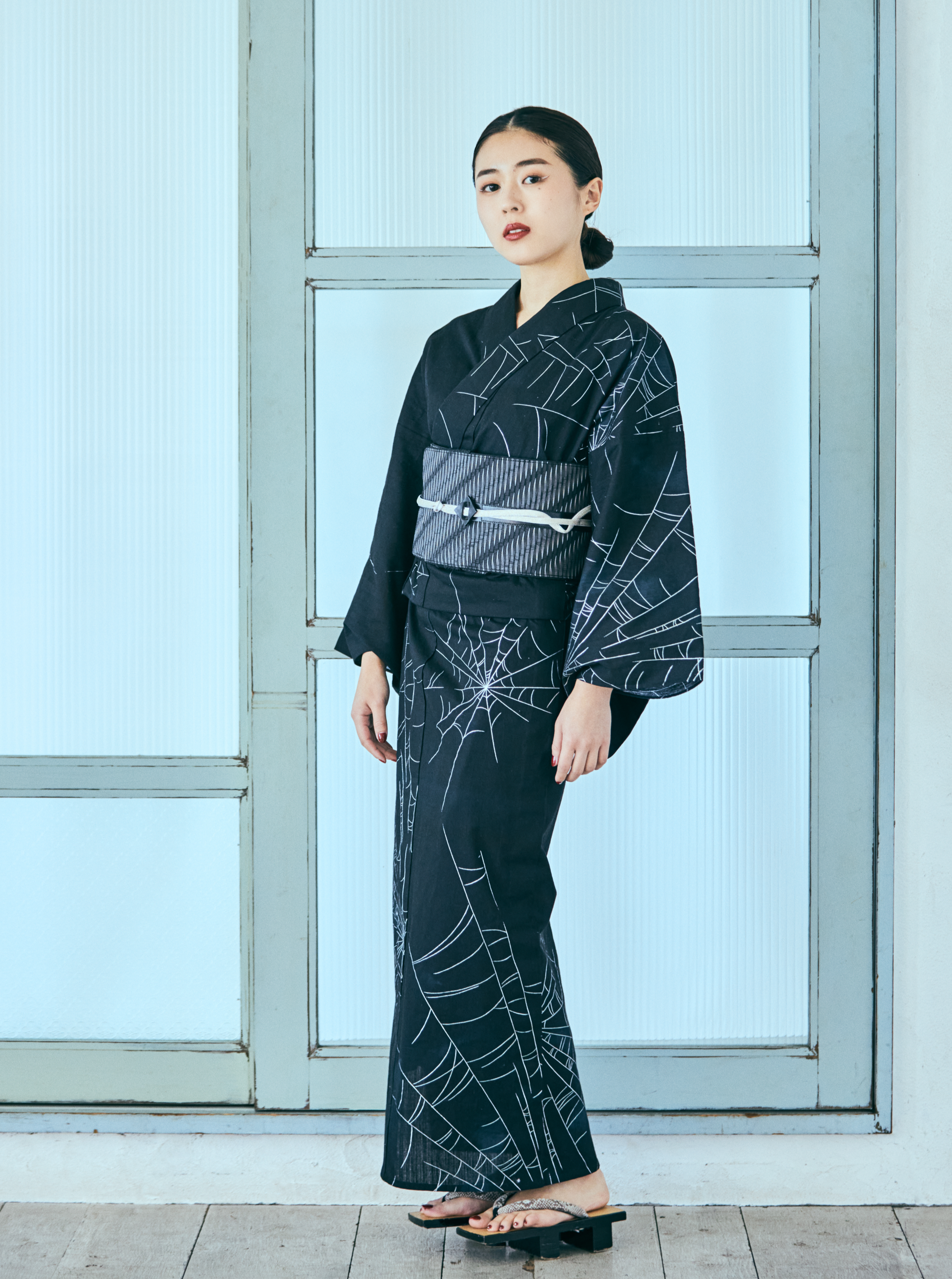 蜘蛛の巣 黒/箔(誉田屋源兵衛):浴衣