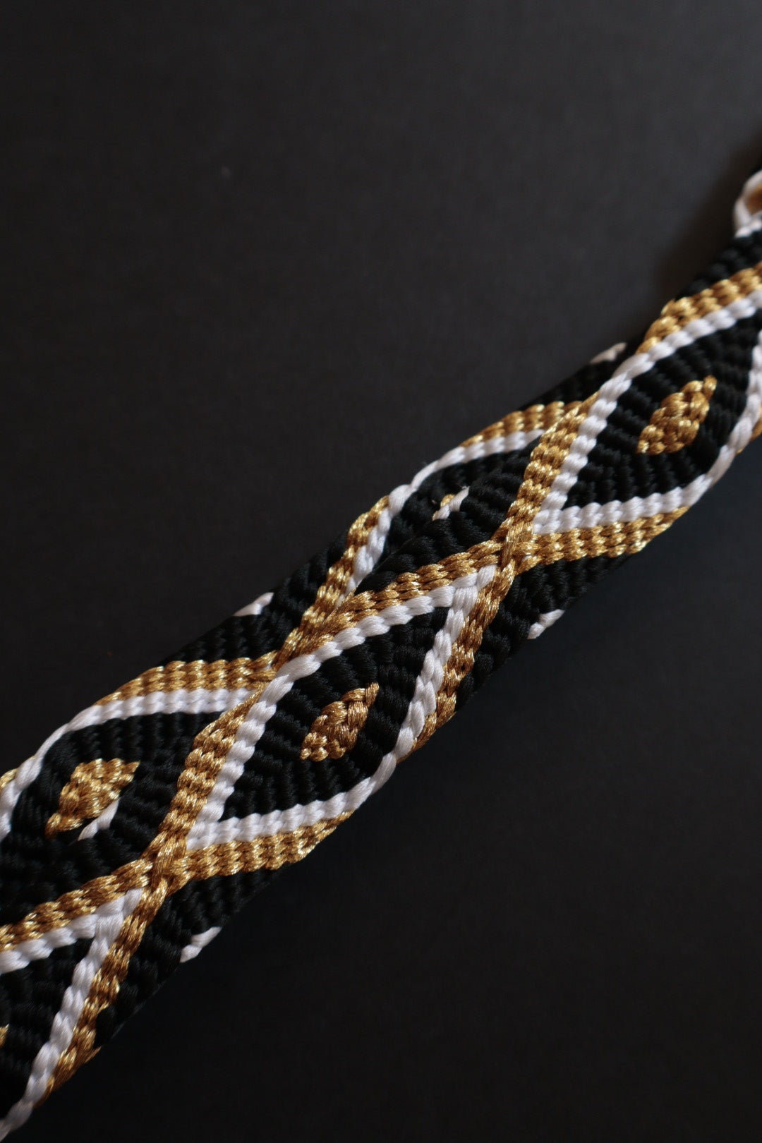 Karagumi diamond pattern black and gold: obijime
