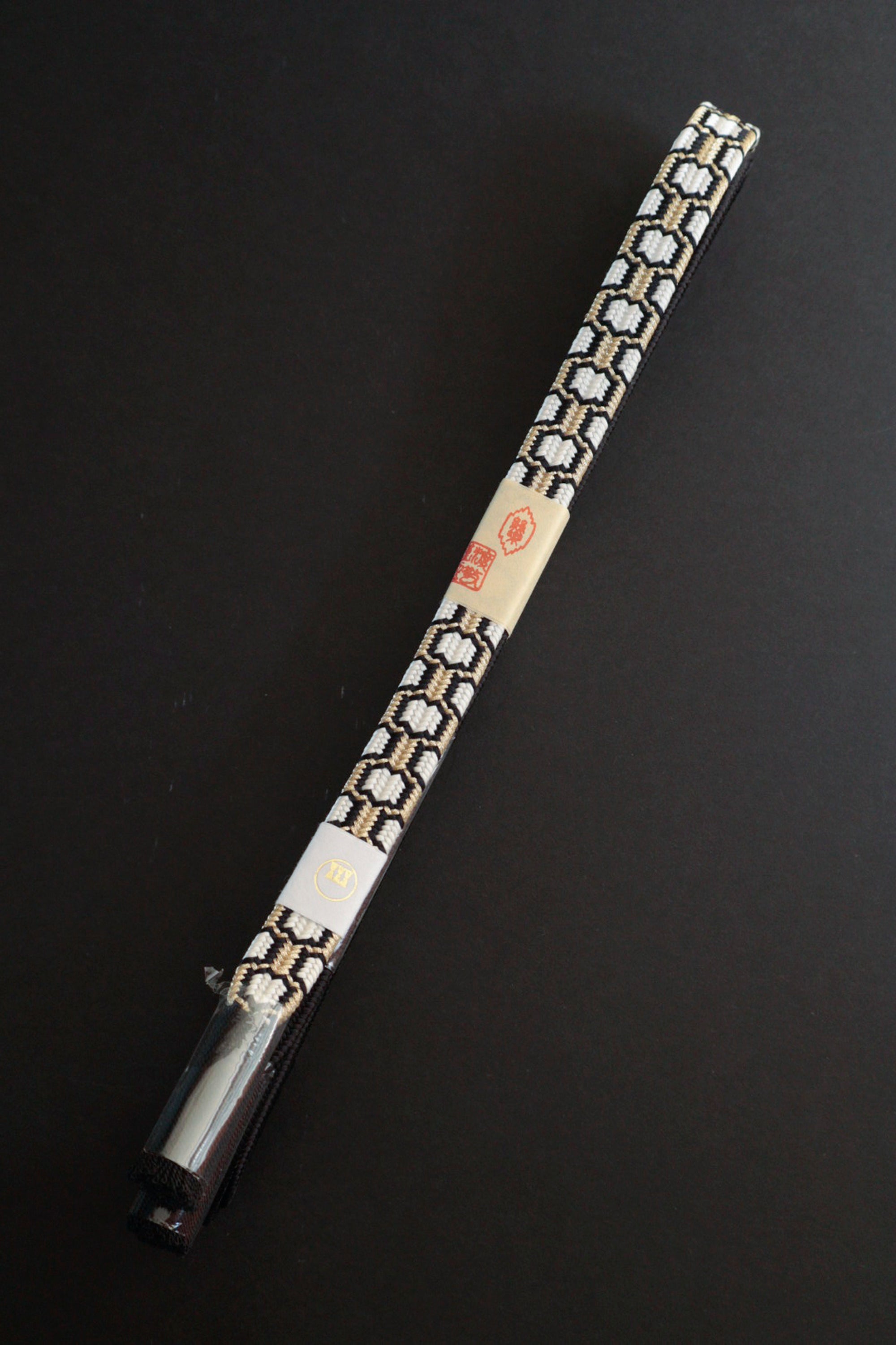 Obi-jime (sash band) with shell-shaped obi-jime pattern, black/gold (Watake)