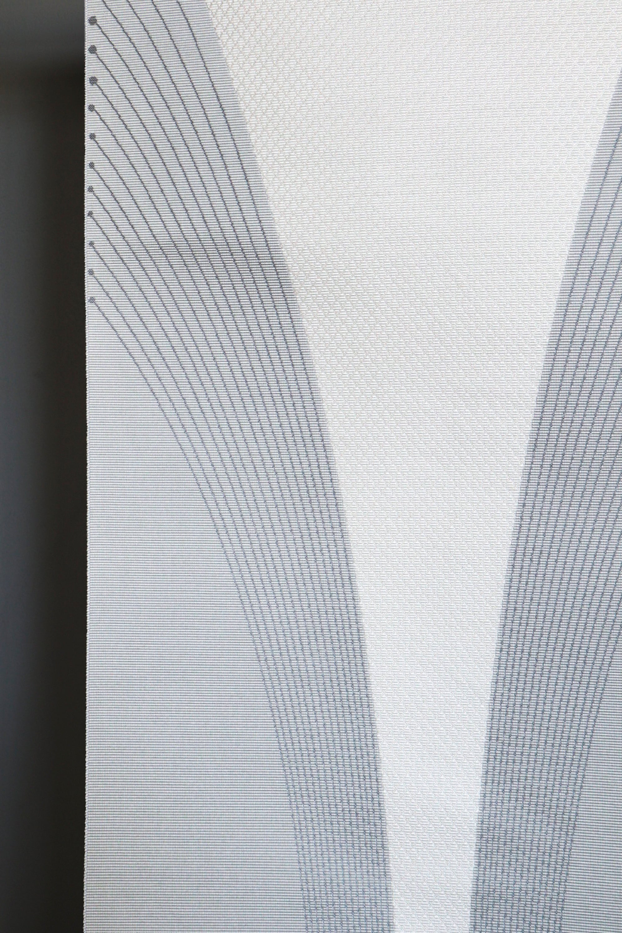 Crest Hassun UNIVERSE Neutrino White Gray (Nishimura Textiles): Nagoya Obi | Hassun (tailoring included)