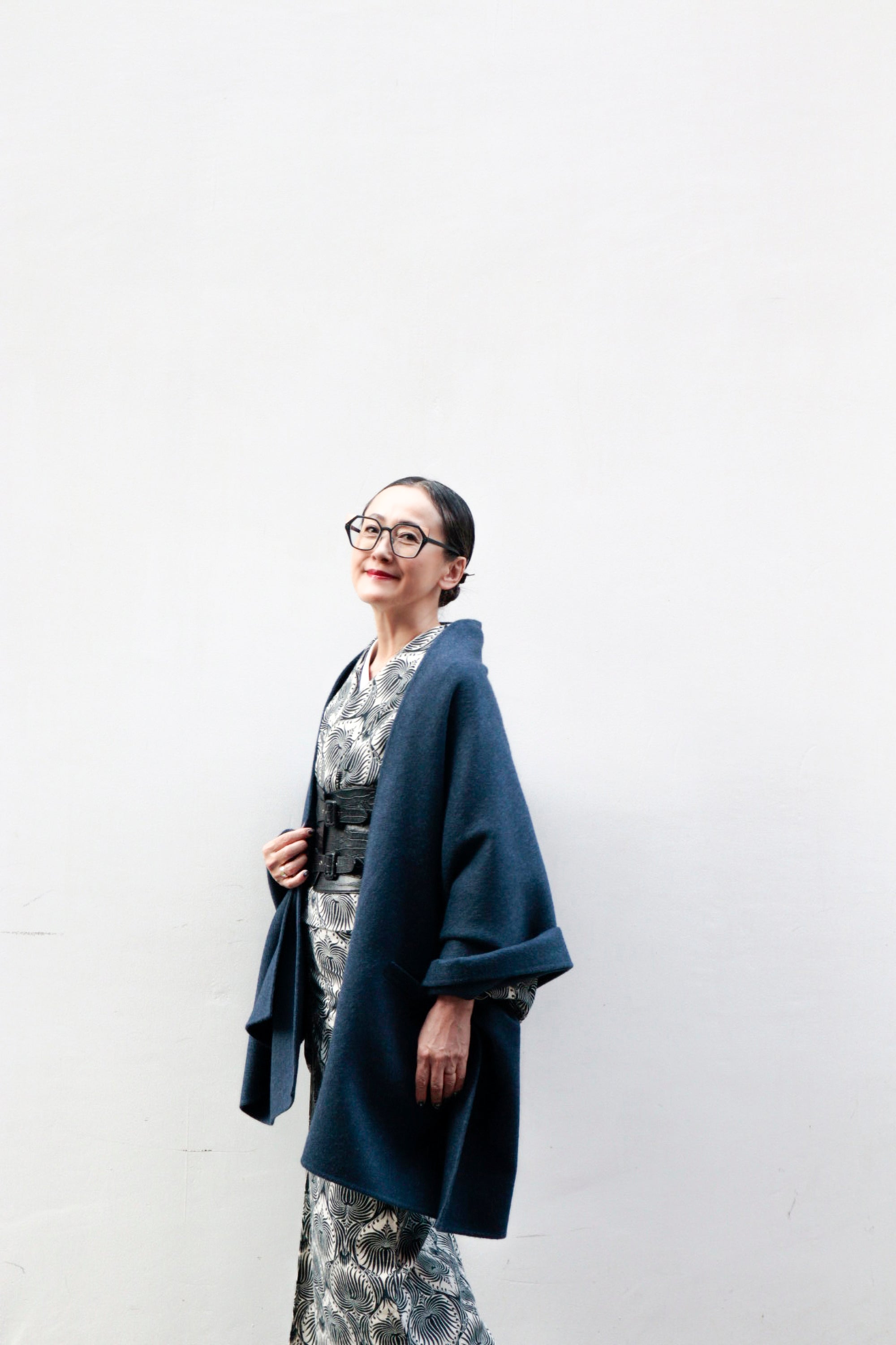 SHAWLY COAT NAVY カシミヤ(MIMA):ショール|アウター