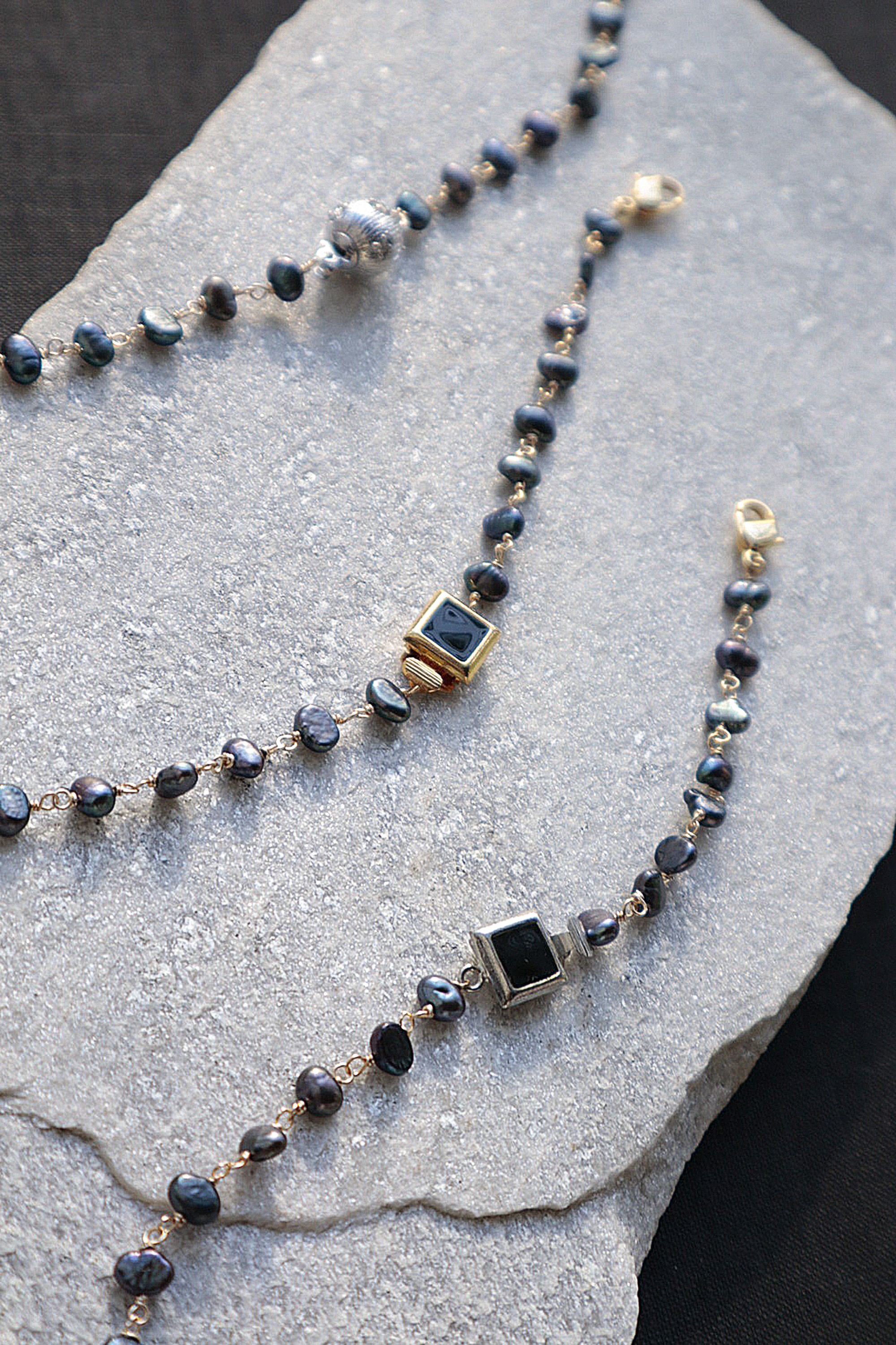 羽織紐|ブレスレット|クラスプ スクエアゴールド × ブラックパール|ecoRAL