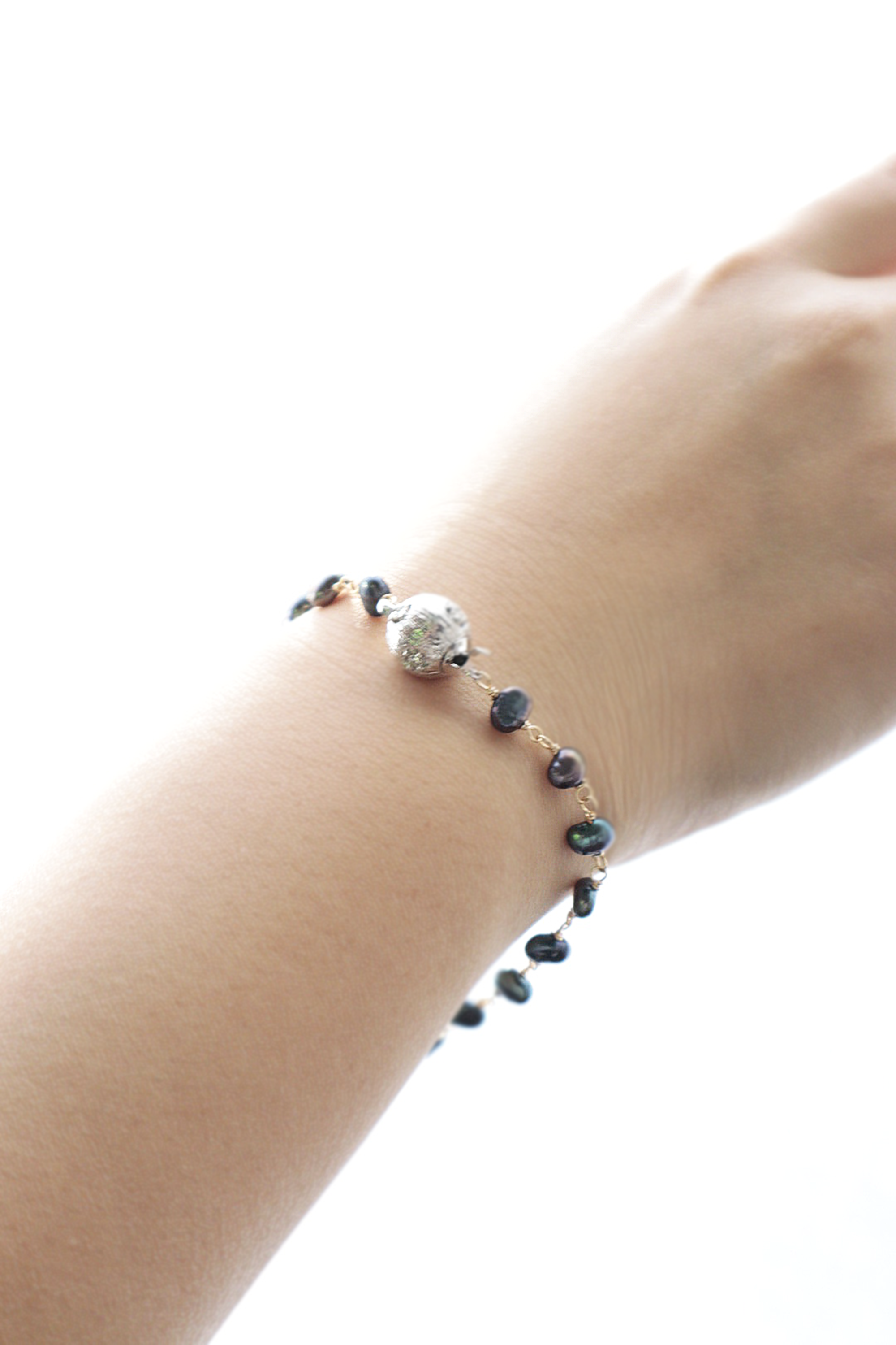 羽織紐|ブレスレット|クラスプ ボールシルバー × ブラックパール|ecoRAL