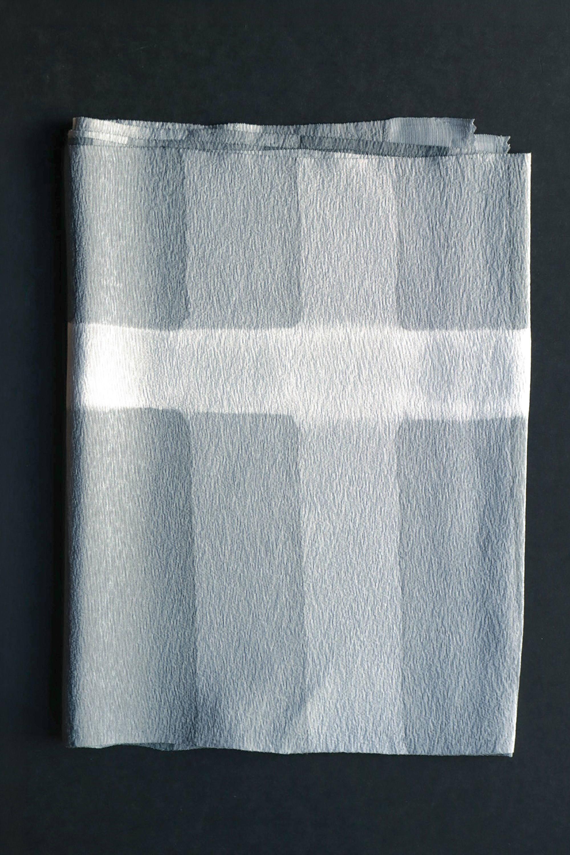 帯揚げ|名雲おぼろ段ボカシ グレー系|渡敬|正絹