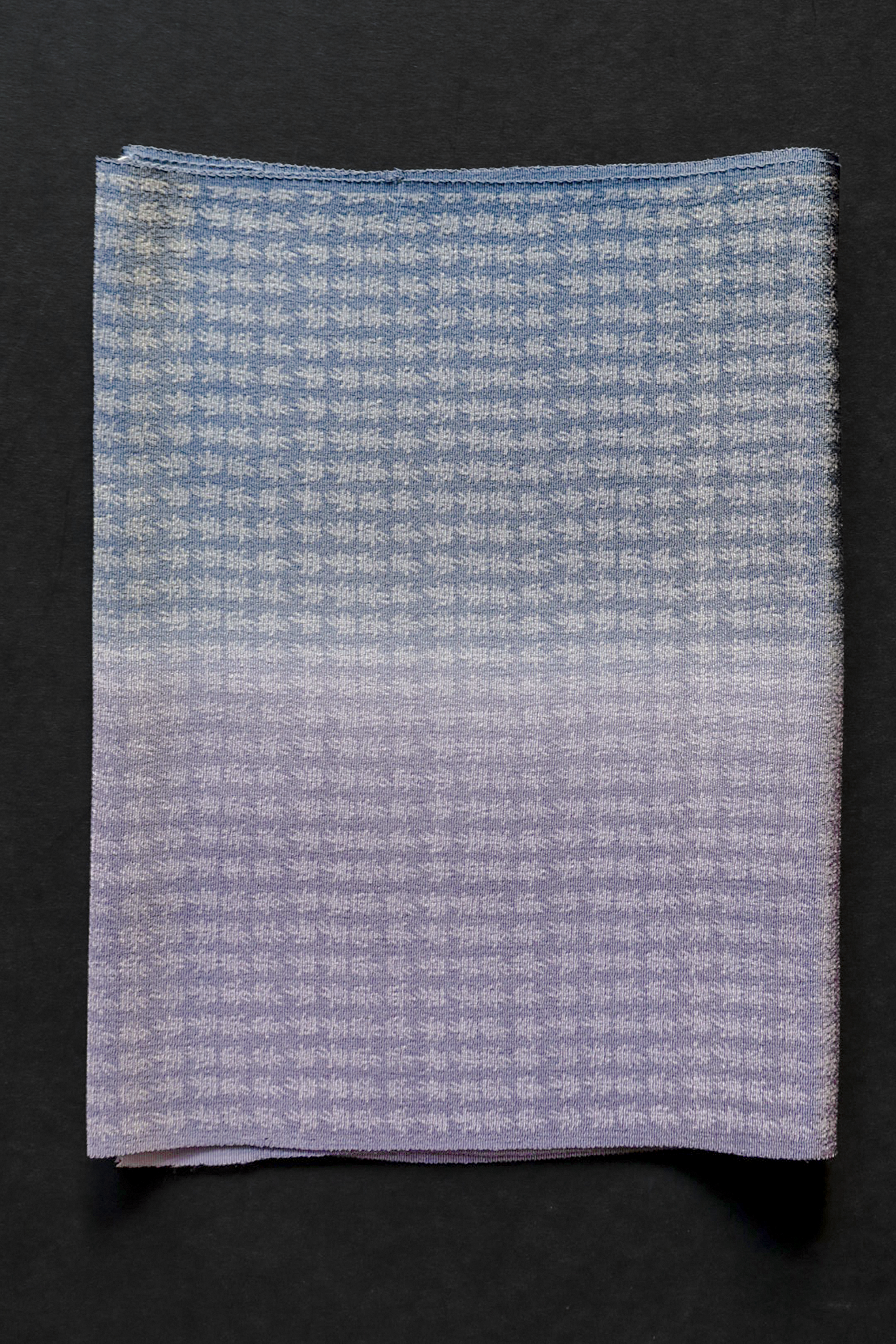 帯揚げ|伊勢型小紋|夢 青×藤|古今