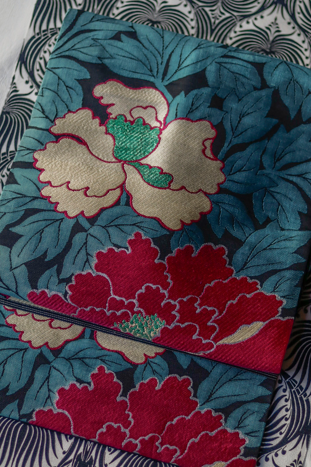 名古屋帯|黒地 牡丹柄 織|Wing|アンティーク