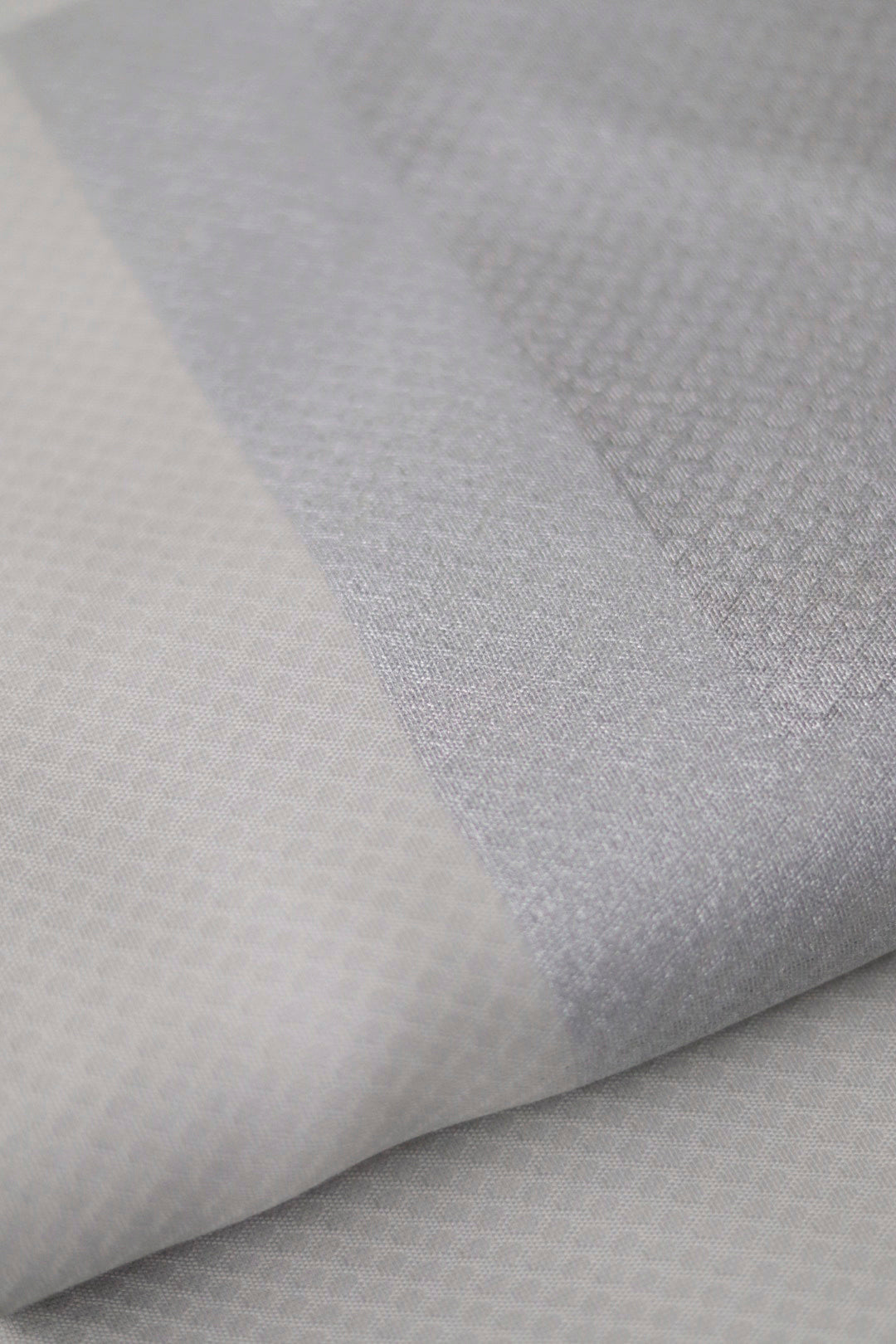 Layered foil, natural silver (Komutaya Genbei): Nagoya obi | 9 inches | Silk