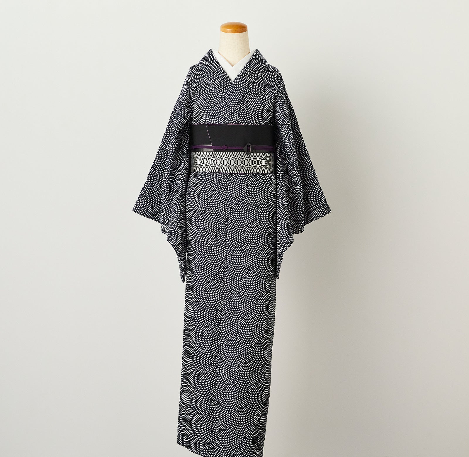 米織小紋 鮫小紋 白紺」：木綿着物｜単衣