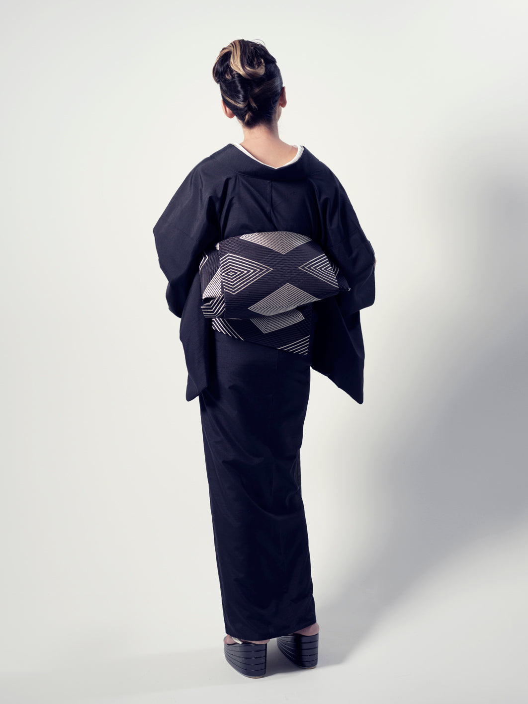 【受注生産】草履|五段 本革×エナメル|神田胡蝶×KAPUKI