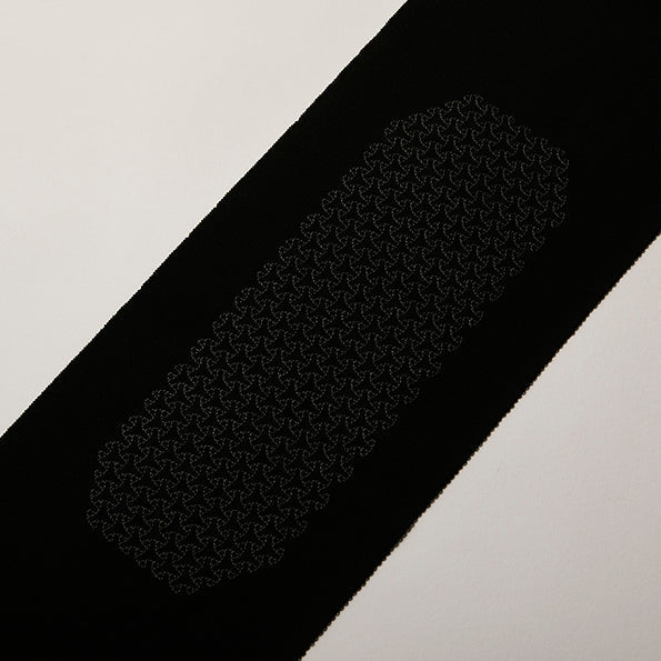 Braiding technique Black background/Black (KAPUKI original): Half collar|Pure silk