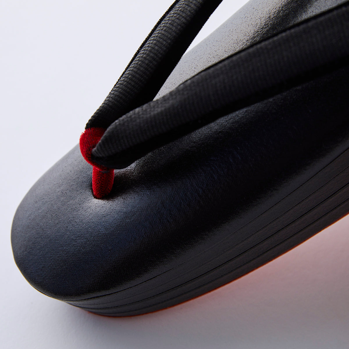 Cotton four-layer sandals with red sole and black (Japanese accessories Sakura x KAPUKI): Sandals | Distribution