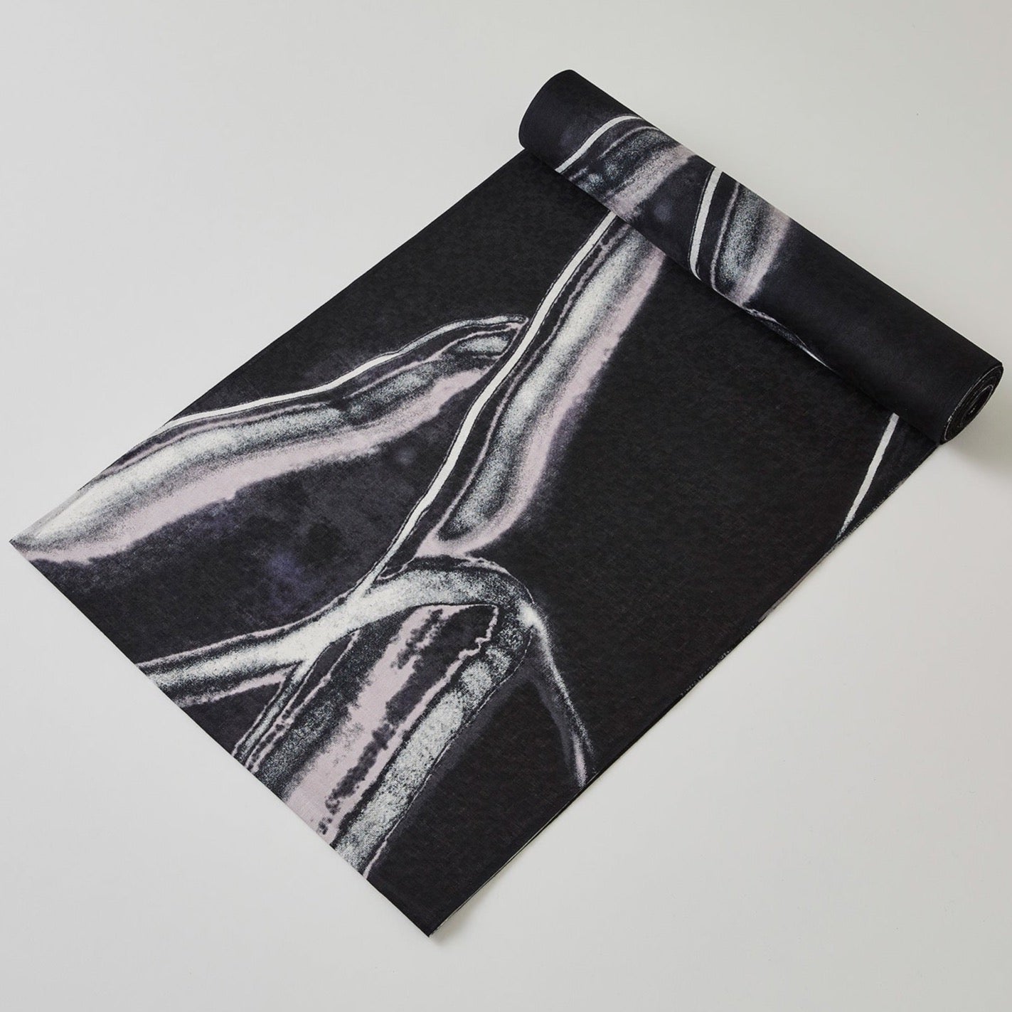 Yukata Hondaya Genbei "Andromeda" Black Gray Pink