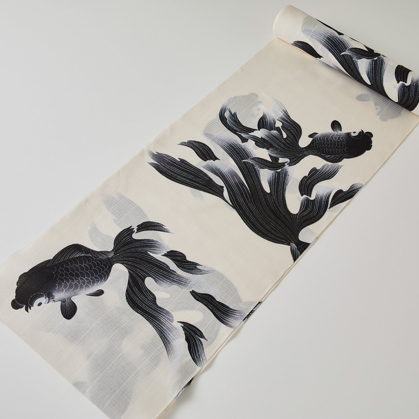 金魚 白地黒(誉田屋源兵衛 ):浴衣