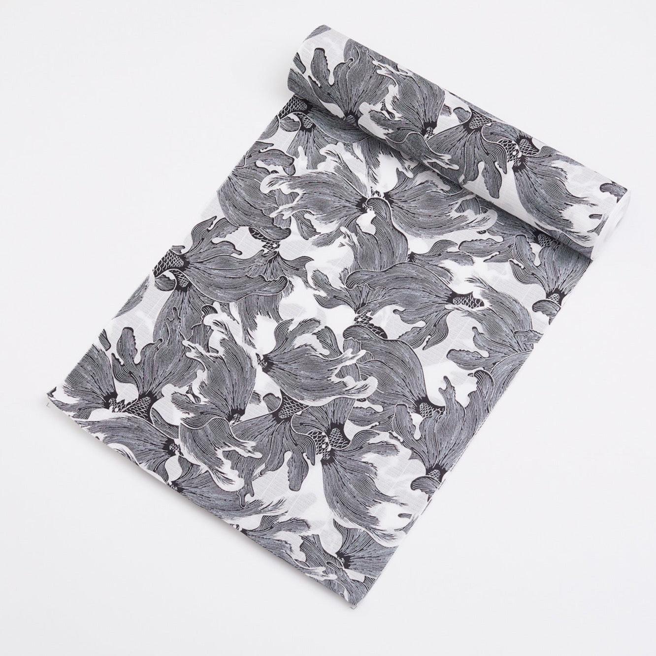 金魚 黒(西岡ペンシル):浴衣