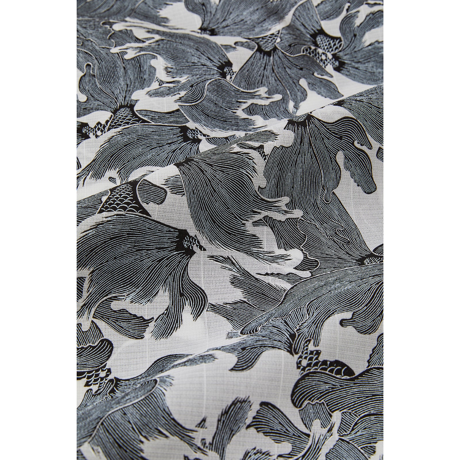 金魚 黒(西岡ペンシル):浴衣