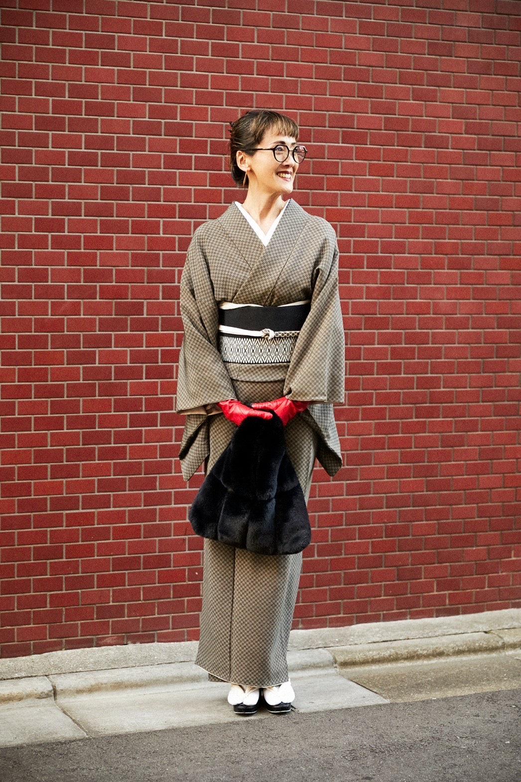 一本独鈷 黒白 (西村織物):名古屋帯 |八寸|博多織|献上柄|正絹(お仕立て代込み)
