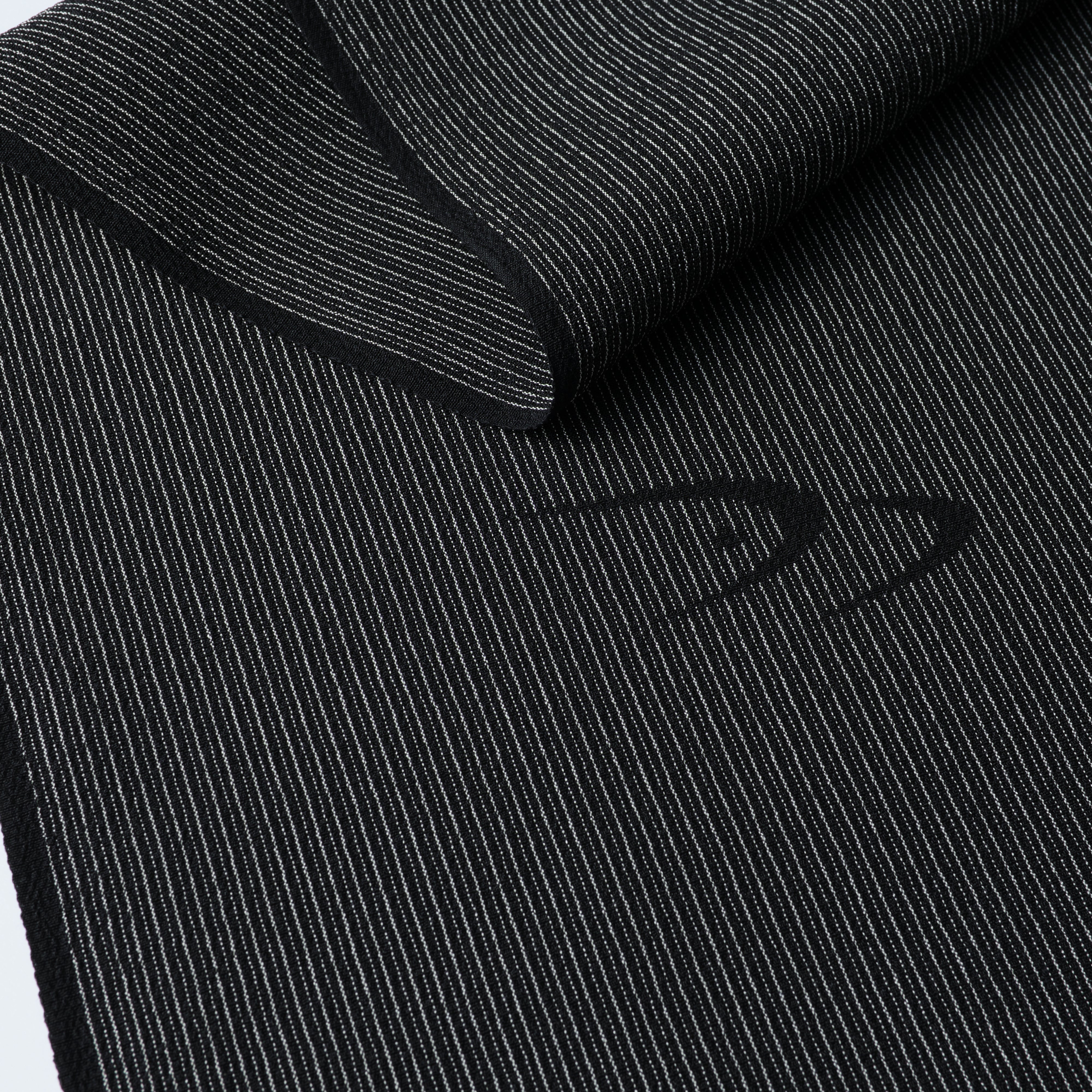 Swallow (Hoshino Orimono Hoshino Omeshi): Honshiozawa | Pure silk | Omeshi | Single robe