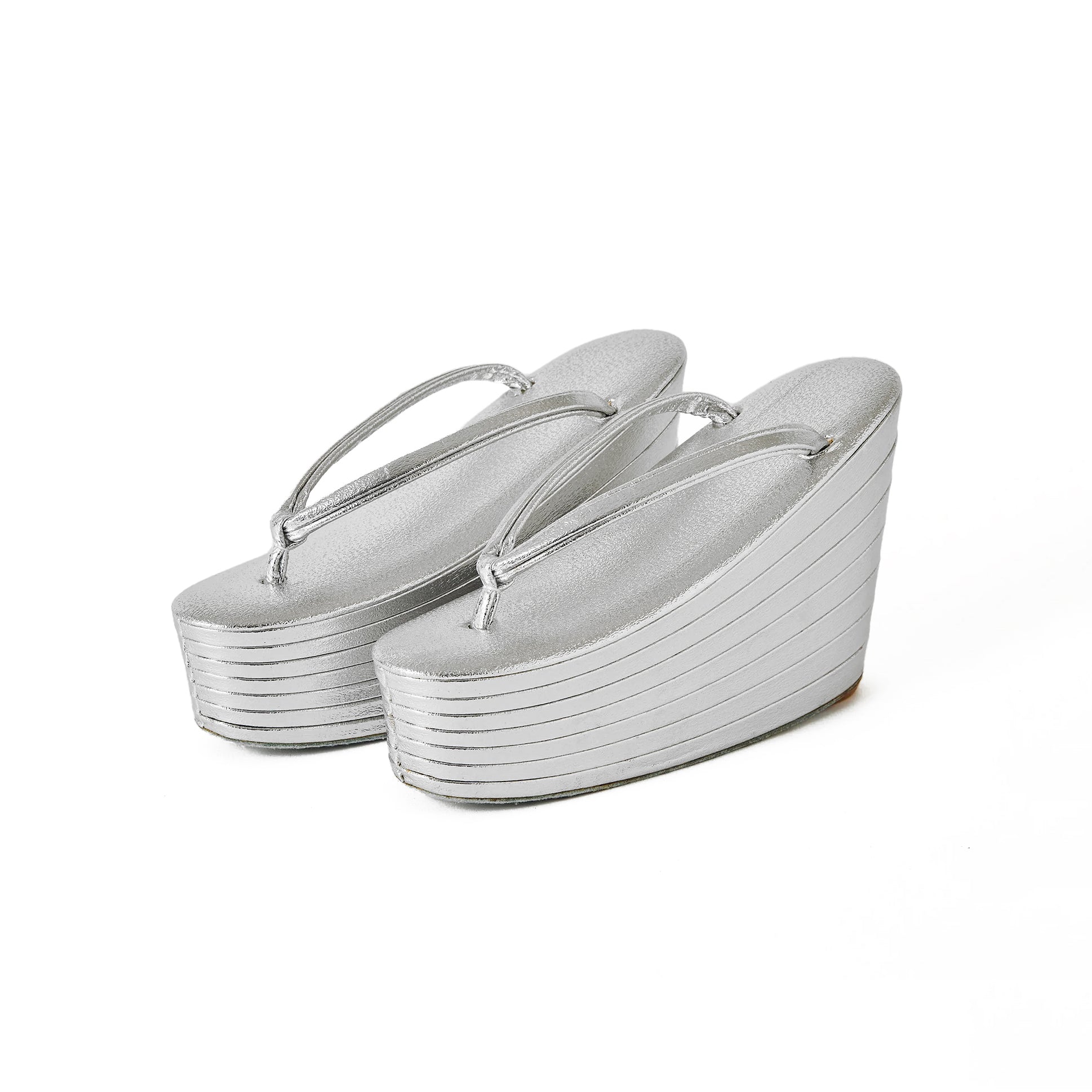 Zori KAPUKI "Seven-tier thick-soled sandals" Silver