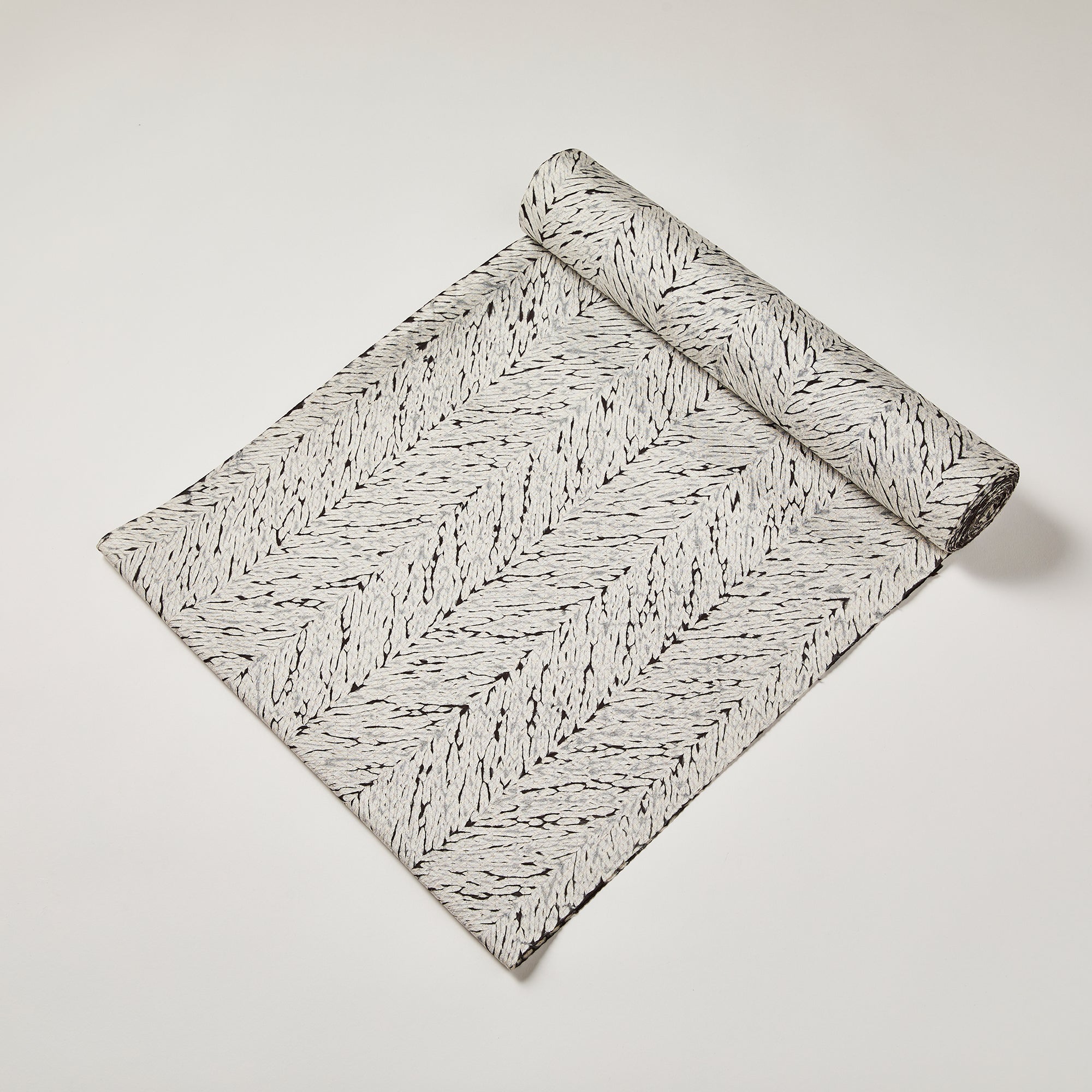 着物｜縫メ桧垣 大島紬｜藤井絞り　