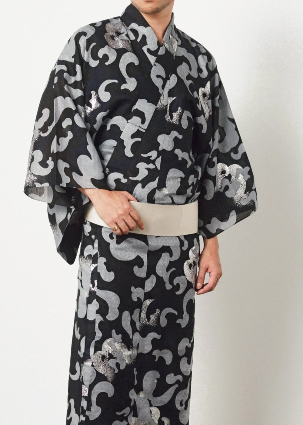 Yukata Hondaya Genbei "Three Tomoe" Large