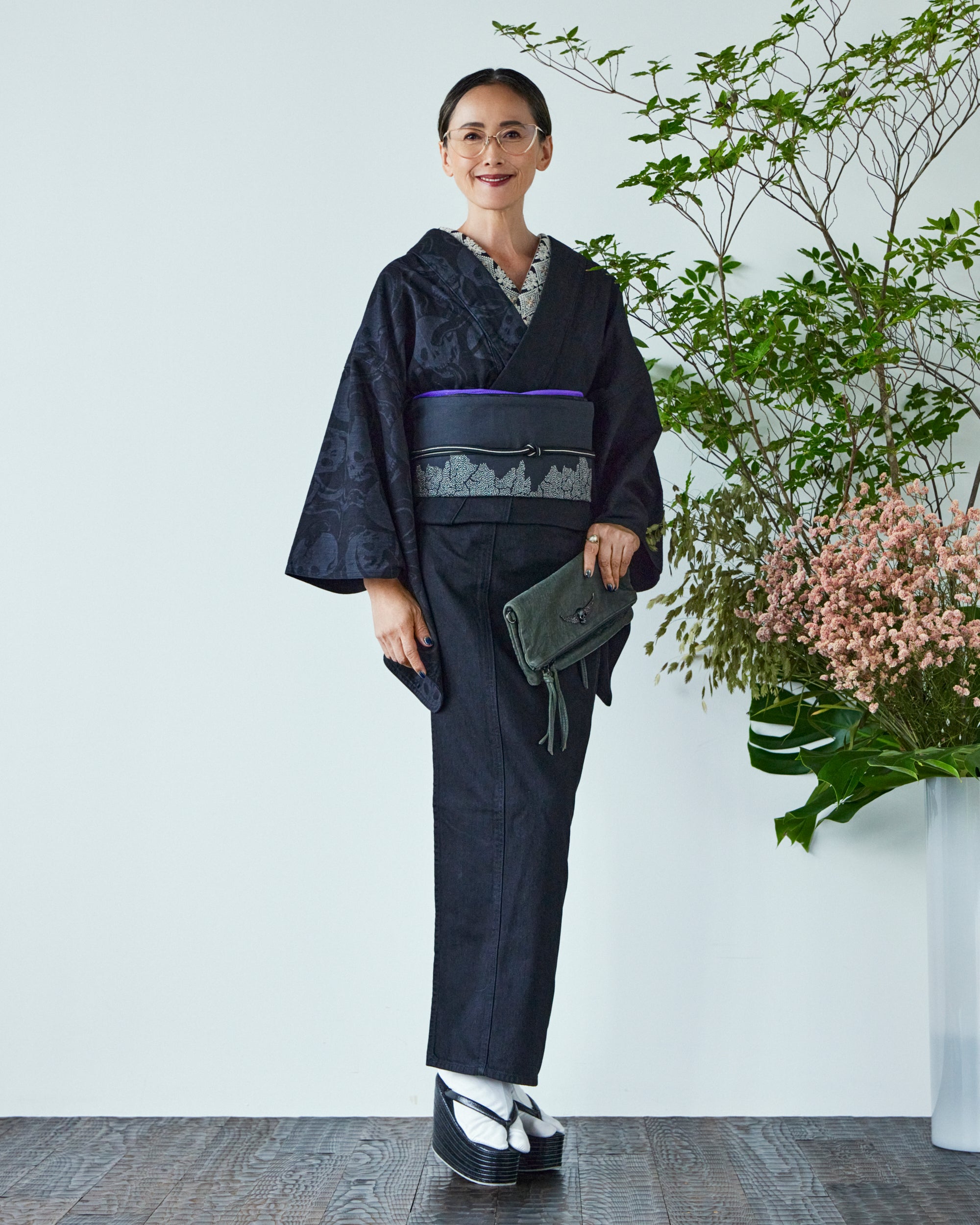 Fukuro obi "Warakegiku" KAPUKI original: Nishijin textile | Pure silk | Silver thread (tailoring fee included)