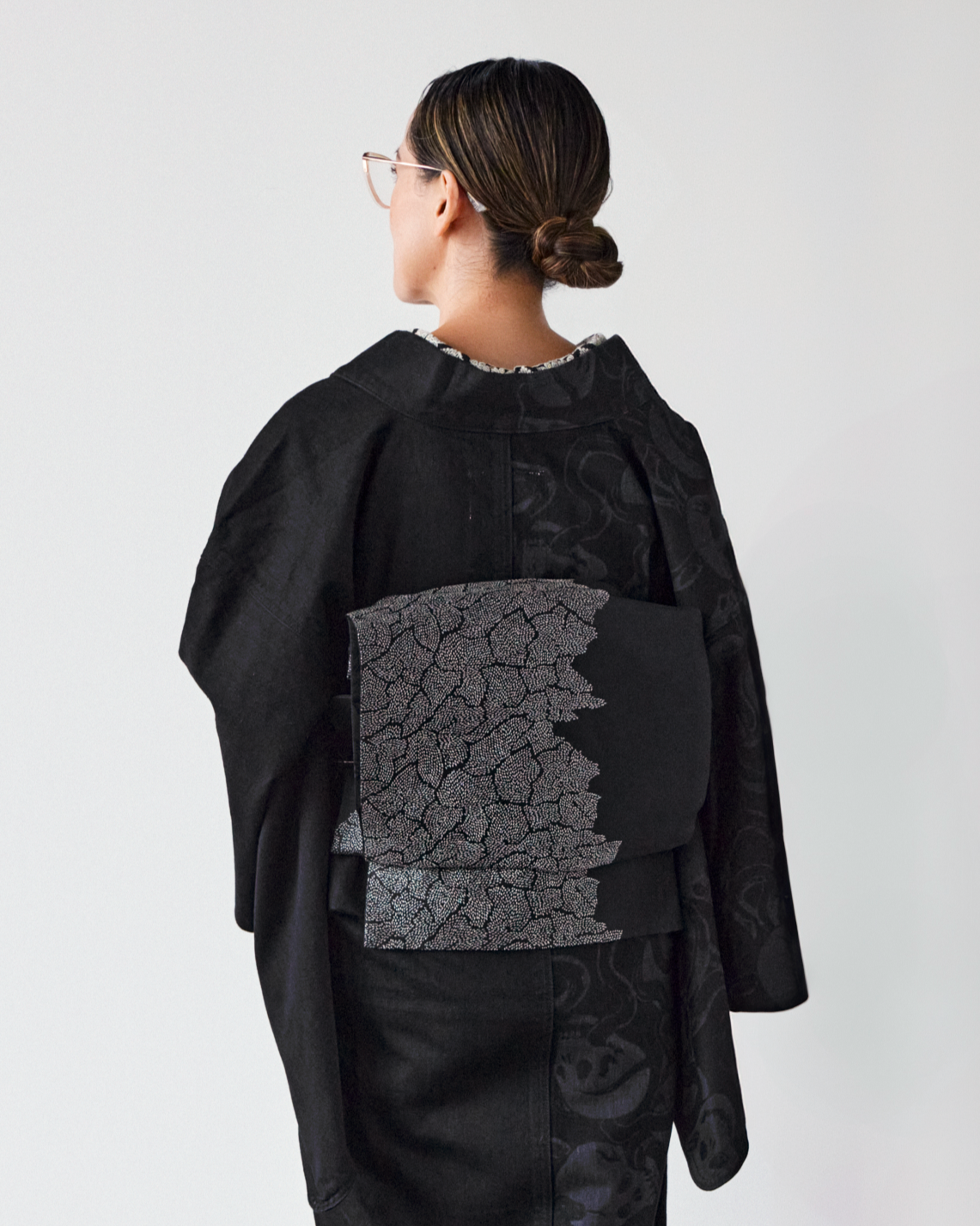 Fukuro obi "Warakegiku" KAPUKI original: Nishijin textile | Pure silk | Silver thread (tailoring fee included)