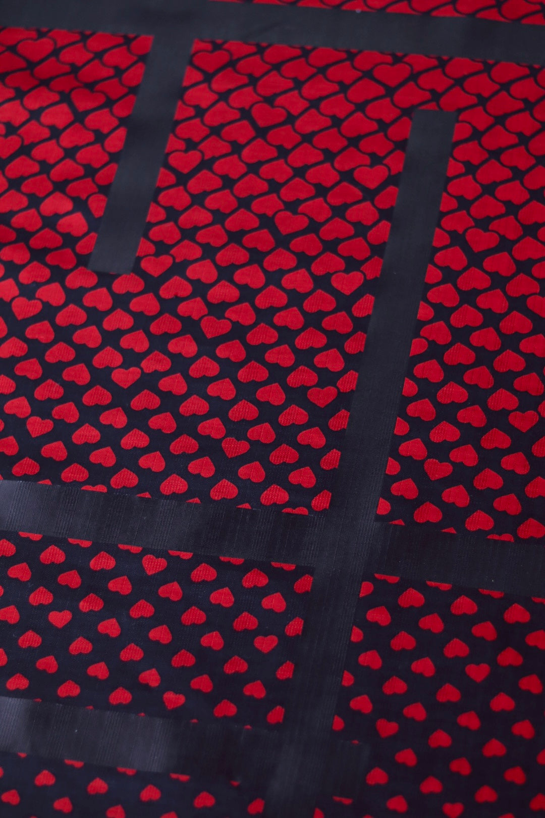 浴衣｜「幸運」破れ格子 黒赤黒｜誉田屋源兵衛