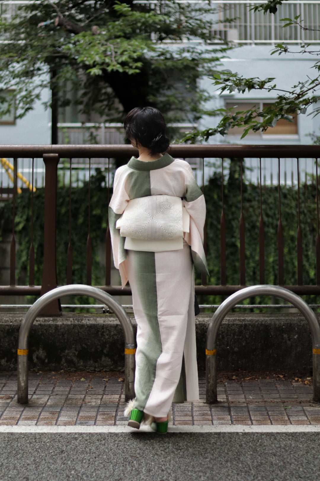 ［仕立て上がり］ 名古屋帯｜九寸｜箔菱 白ヨゴシ 青貝｜誉田屋源兵衛｜夏帯