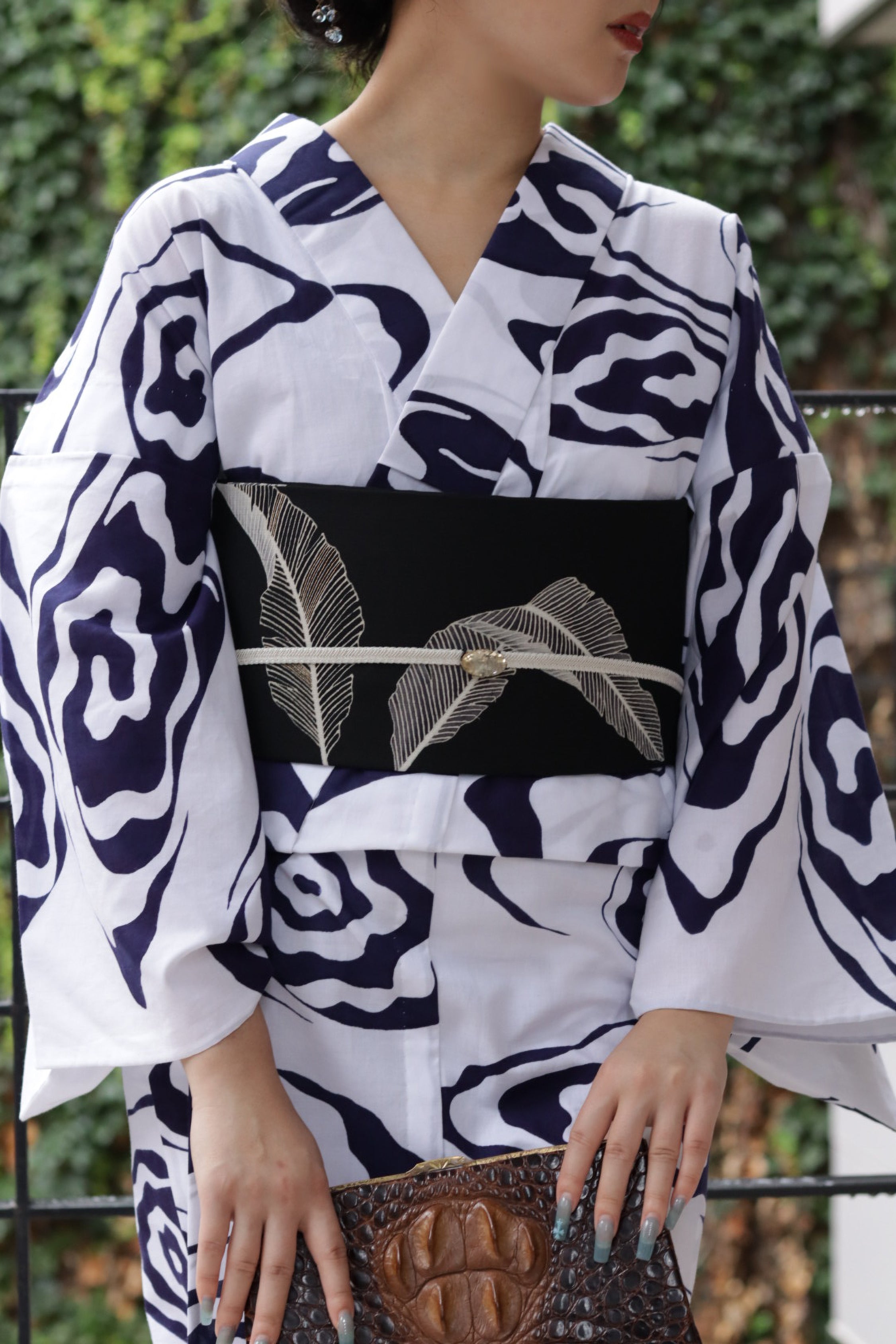 仕立て上り］名古屋帯｜夏帯｜芭蕉 黒／金糸｜松寿苑