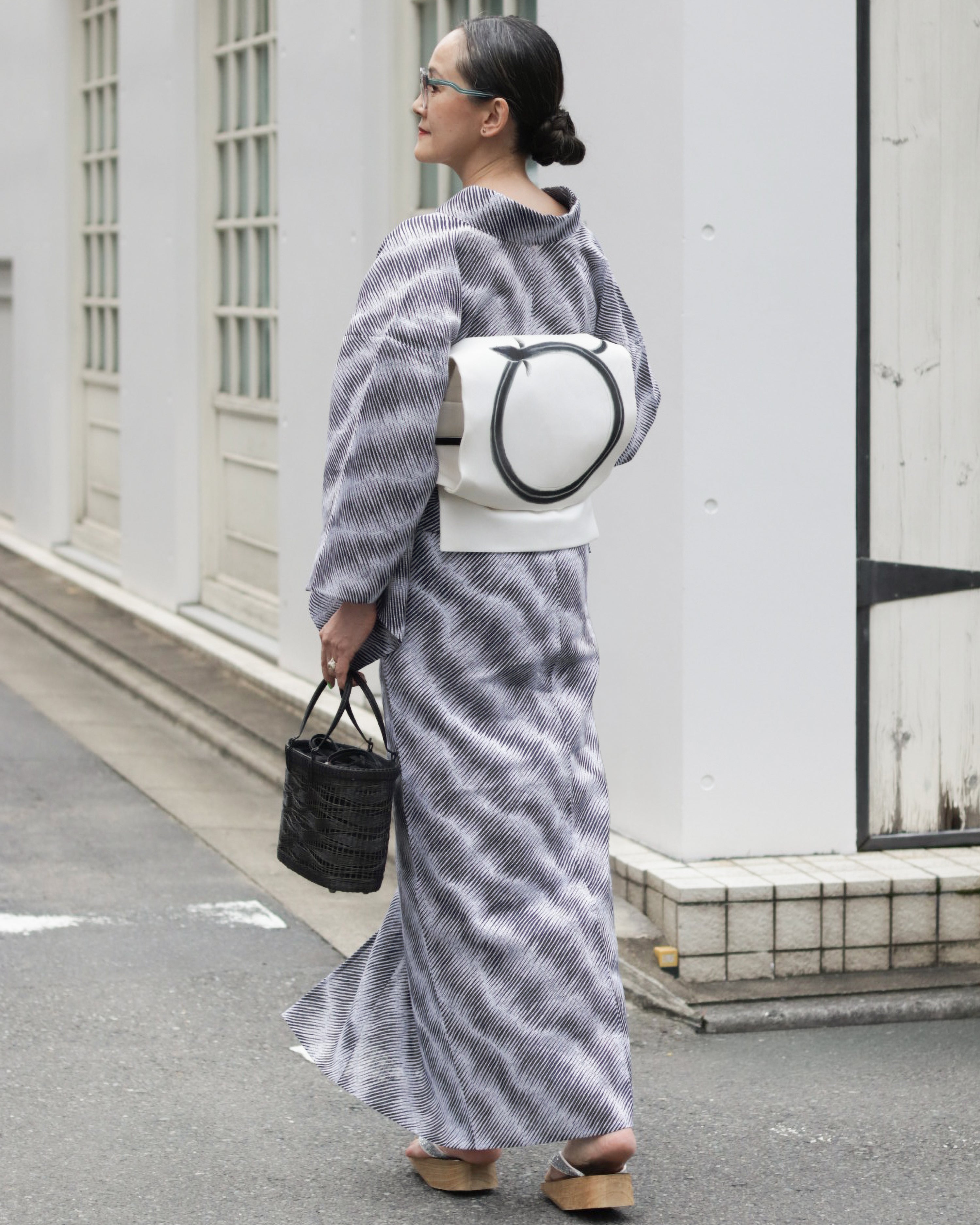 [Ready-to-wear] Sand pattern black (Nishioka pencil): Yukata | Women's | Ready-to-wear