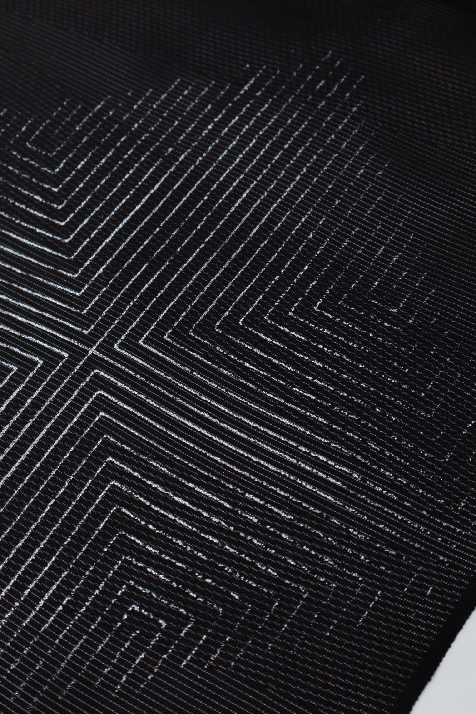 Gold and silver foil pattern (Komutaya Genbei): Nagoya obi | 9 inches | Silk