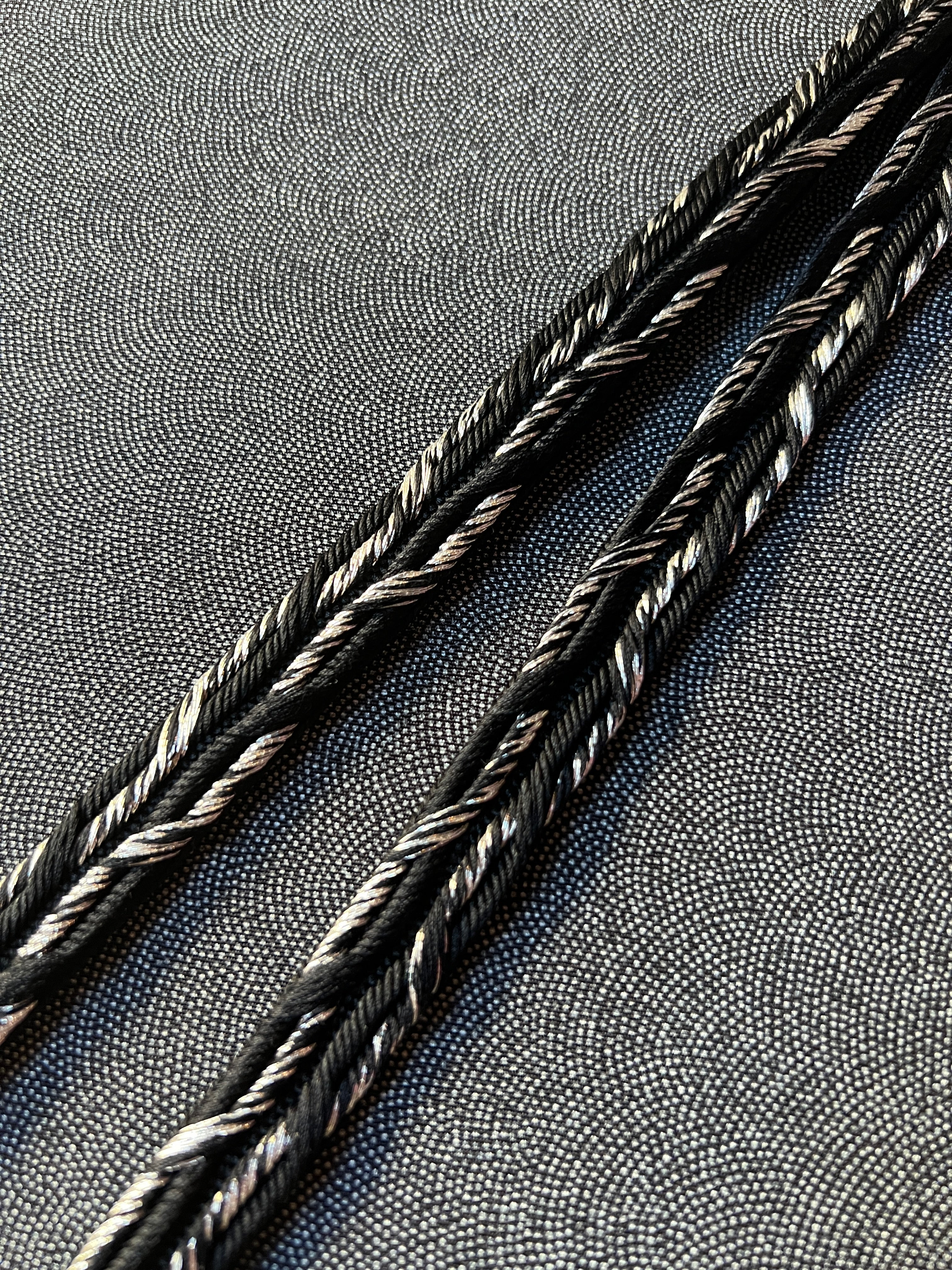 Arrow handle, black and silver (KAPUKI exclusive): Belt fastener | Pure silk