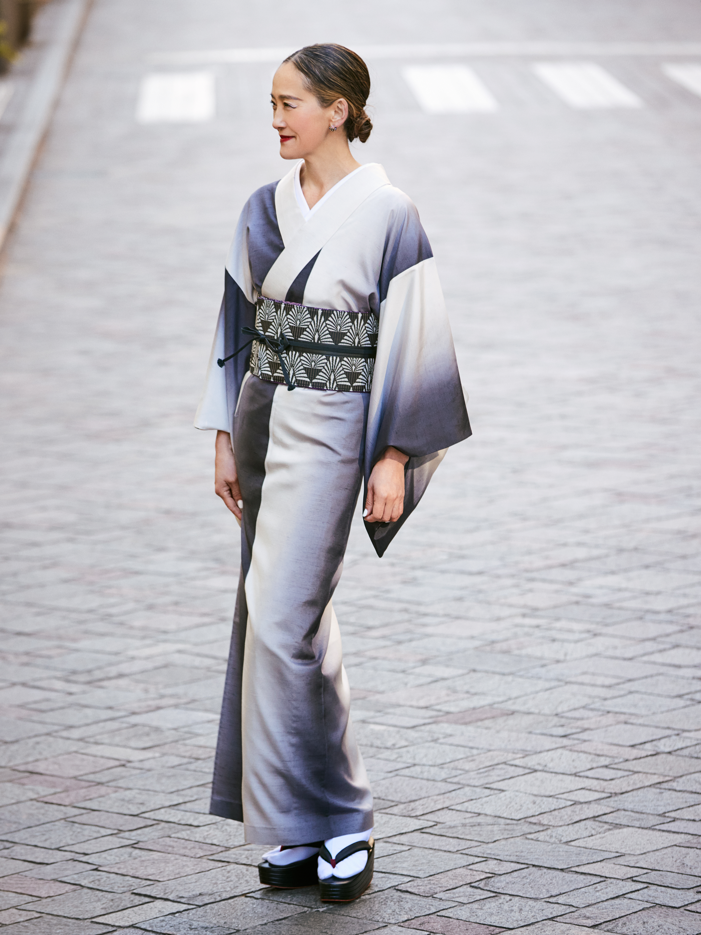 Cloth Ojiya Tsumugi "Gradation black and white"
