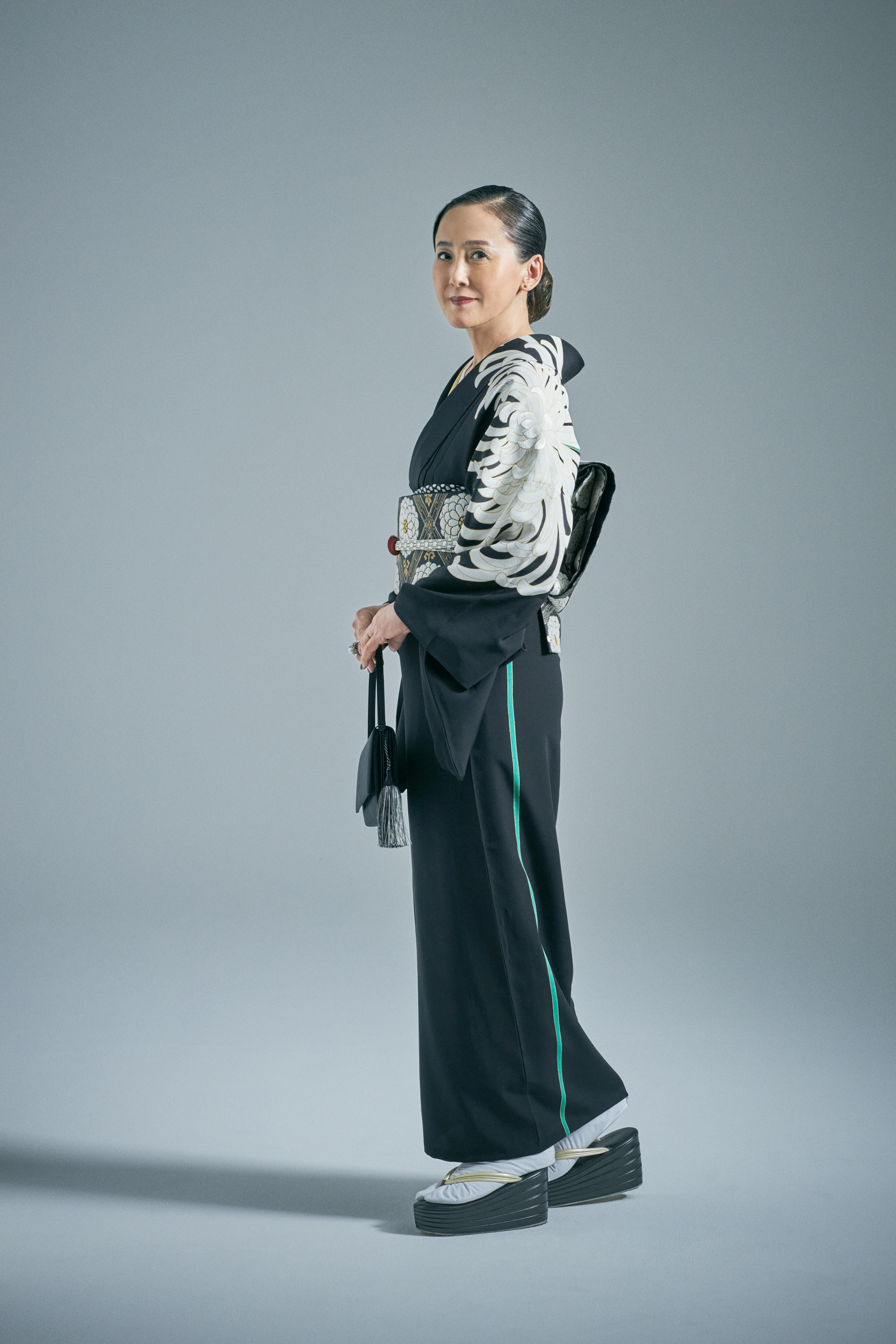 Diamond-cut chrysanthemum (Komutaya Genbei): Fukuro obi (sash) | Pure silk 