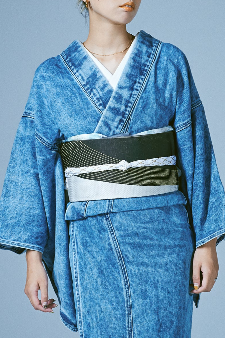 帯締め 唐組ダイヤ柄タコ房 白金（渡敬）