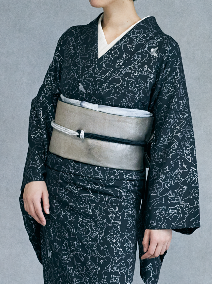 Fukuro obi "Momoyama Suribaku" by Kondaya Genbei: Pure silk | Antique foil | Genuine silver (tailoring fee included)