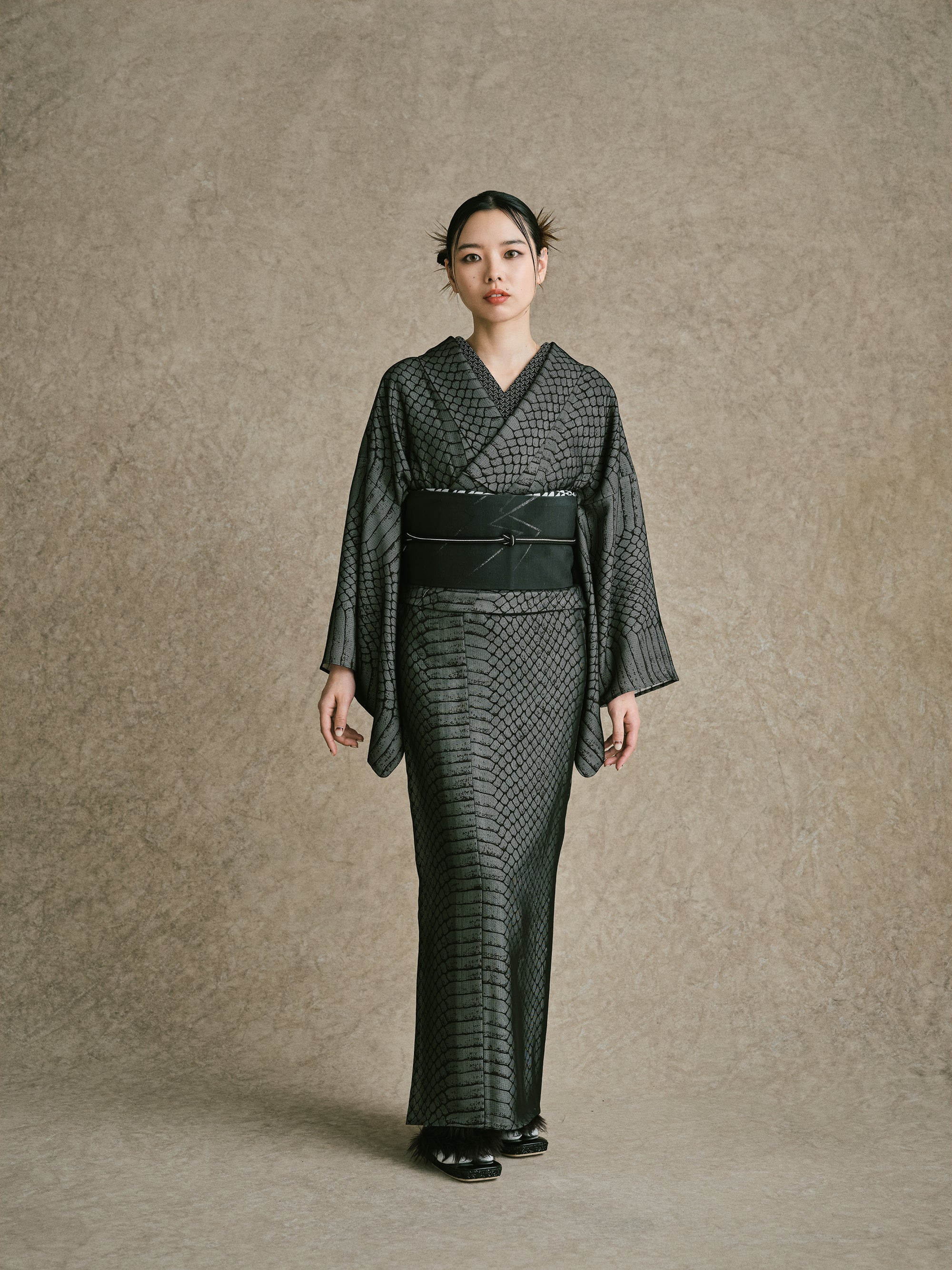 【受注生産】着物｜無双｜蛇黒｜誉田屋源兵衛